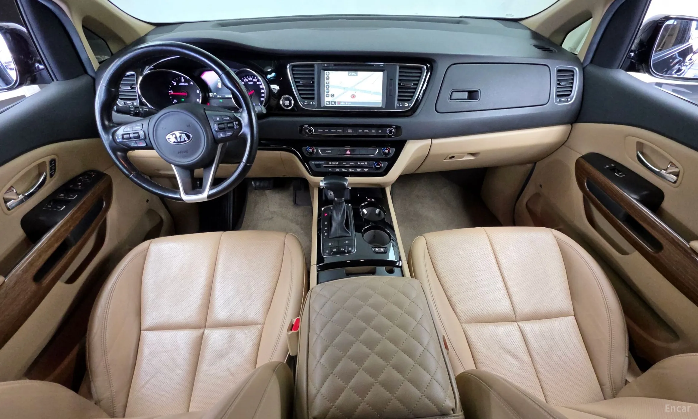 Kia Carnival превью 7