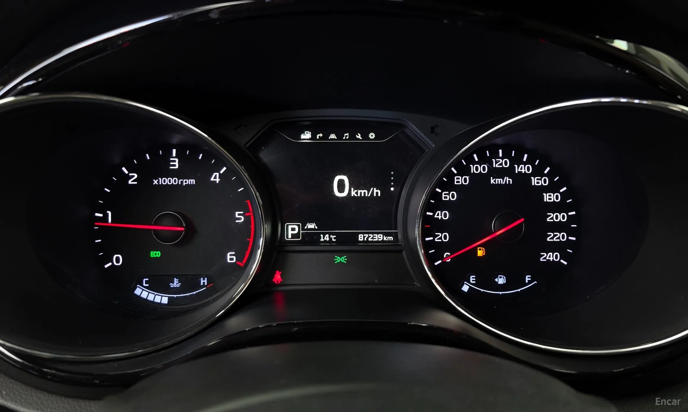 Kia Carnival превью 8