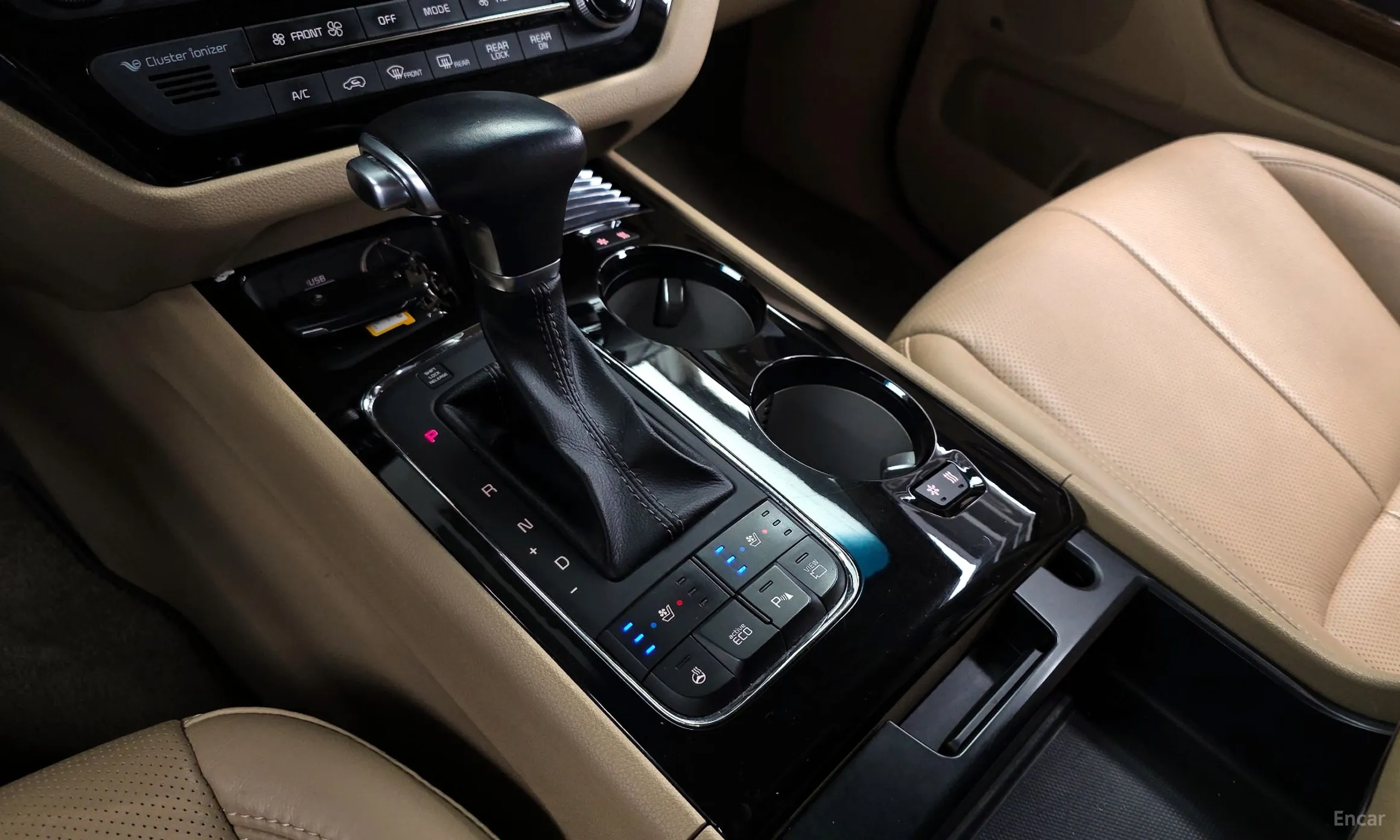 Kia Carnival превью 9