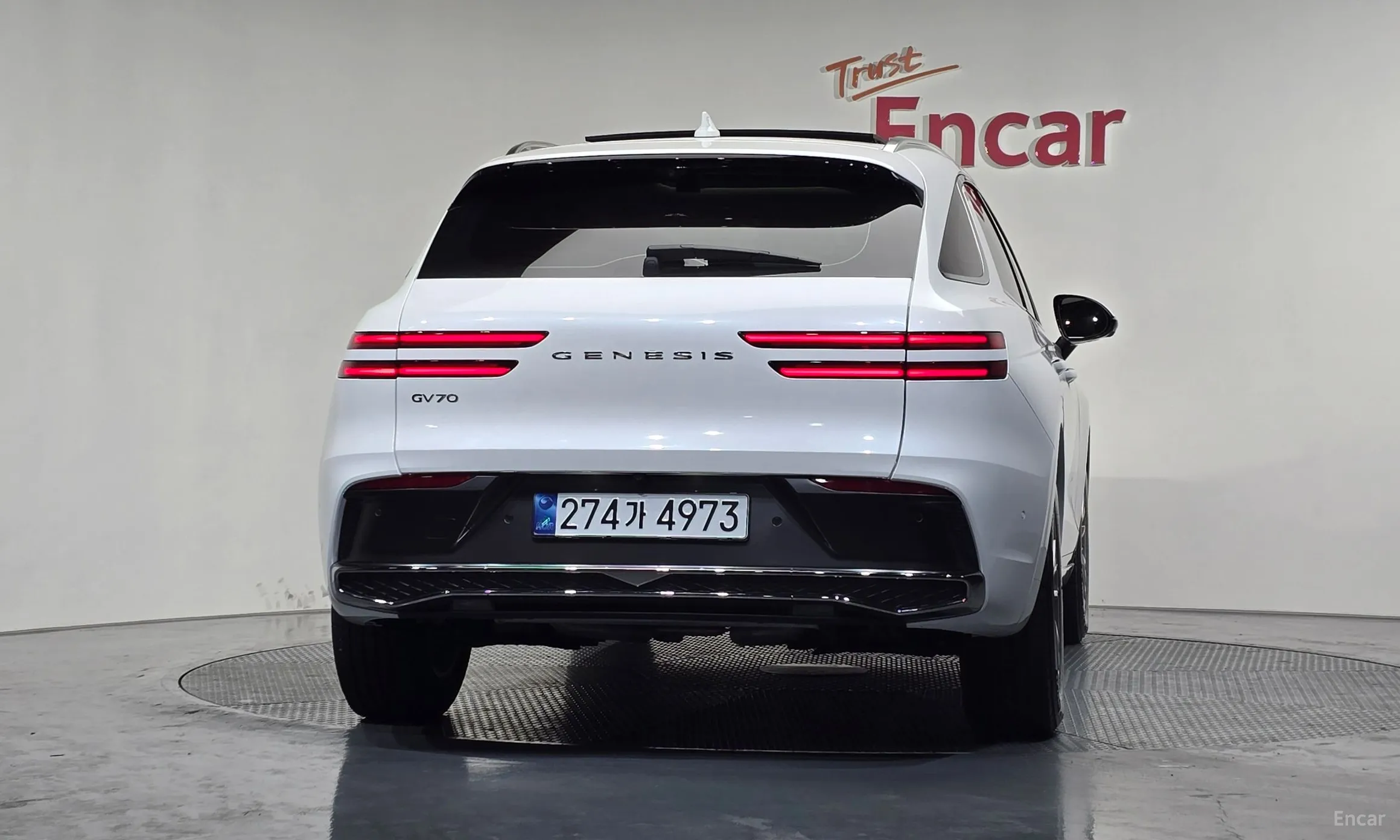 Genesis GV70 превью 4