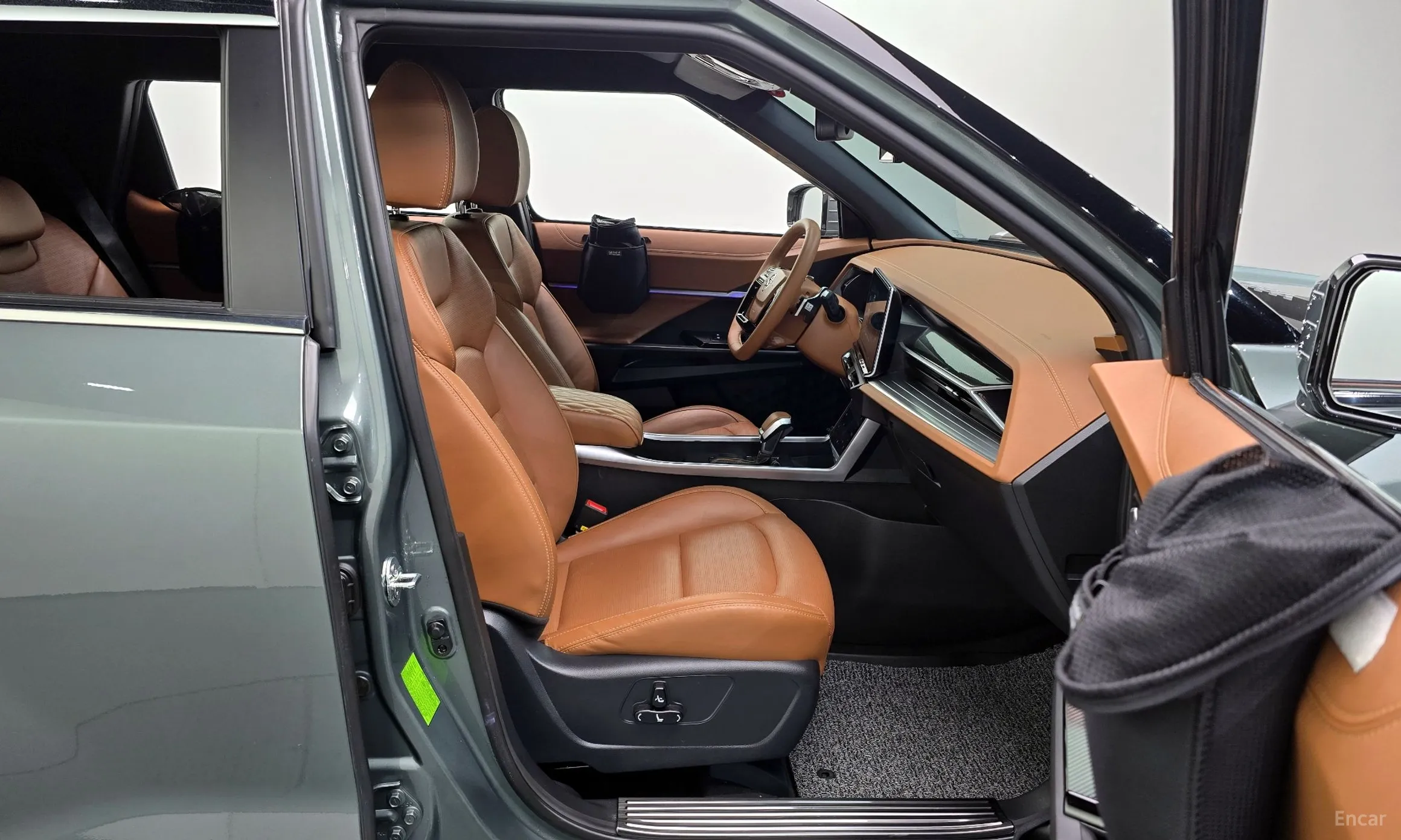 KG Mobility (SsangYong) Torres превью 10