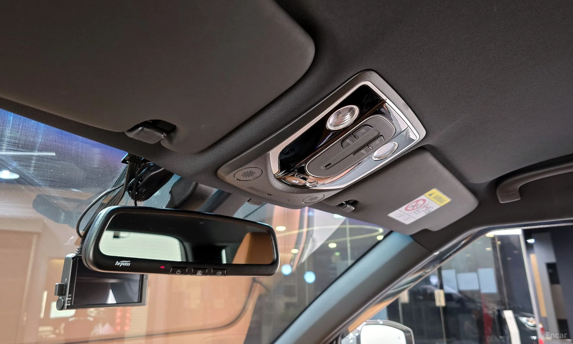 KG Mobility (SsangYong) Torres превью 20