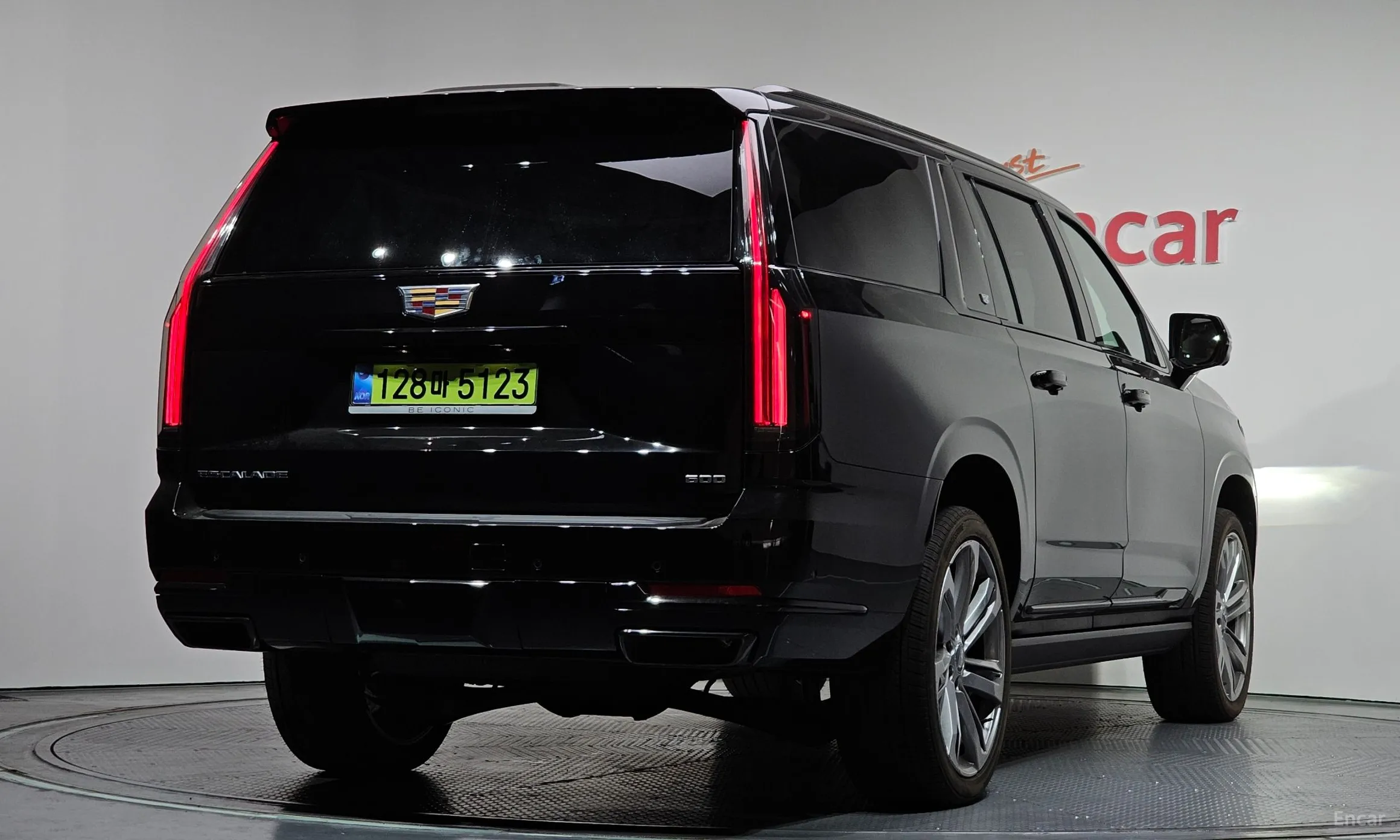 Cadillac Escalade 5th Generation превью 2