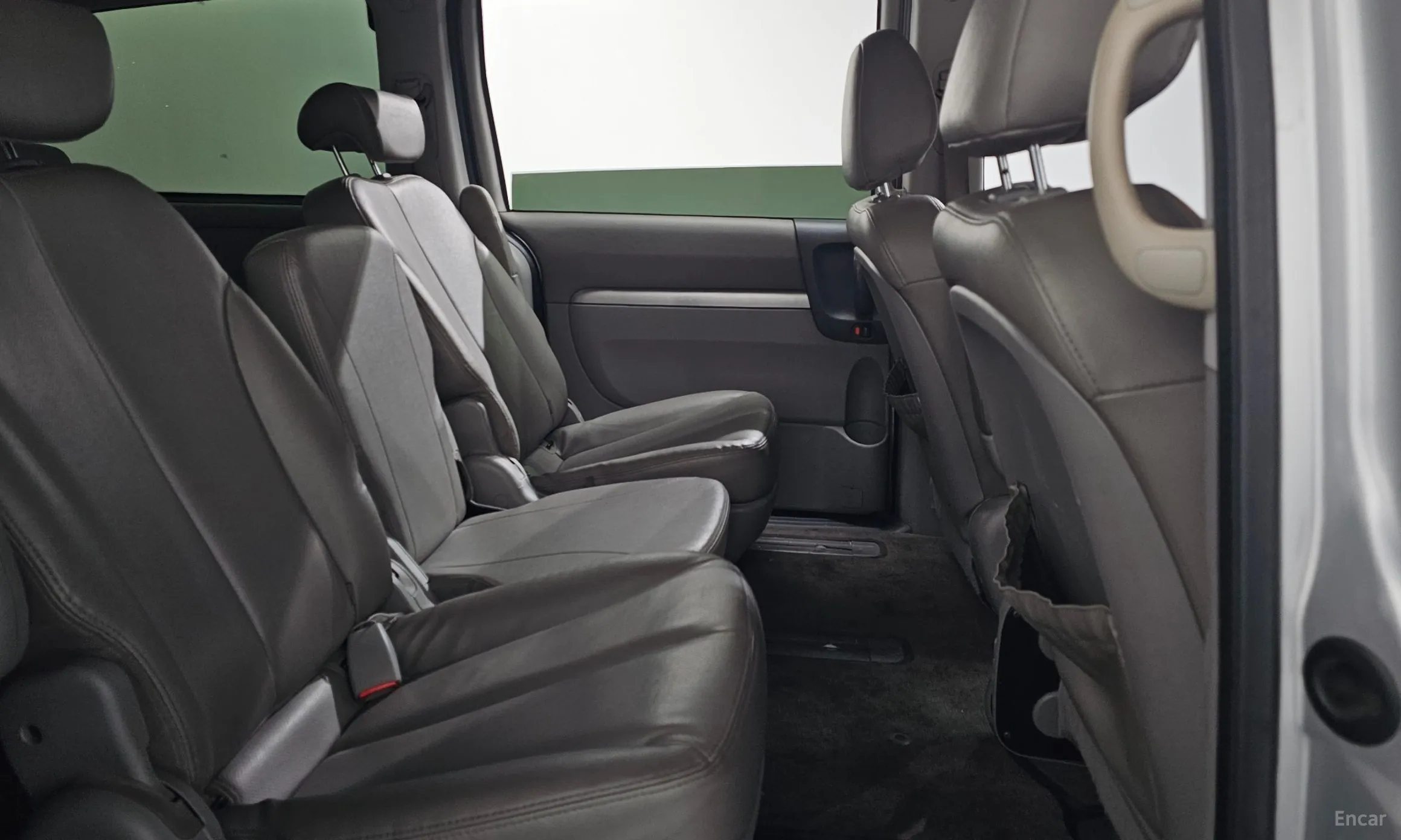 Kia Carnival R превью 13