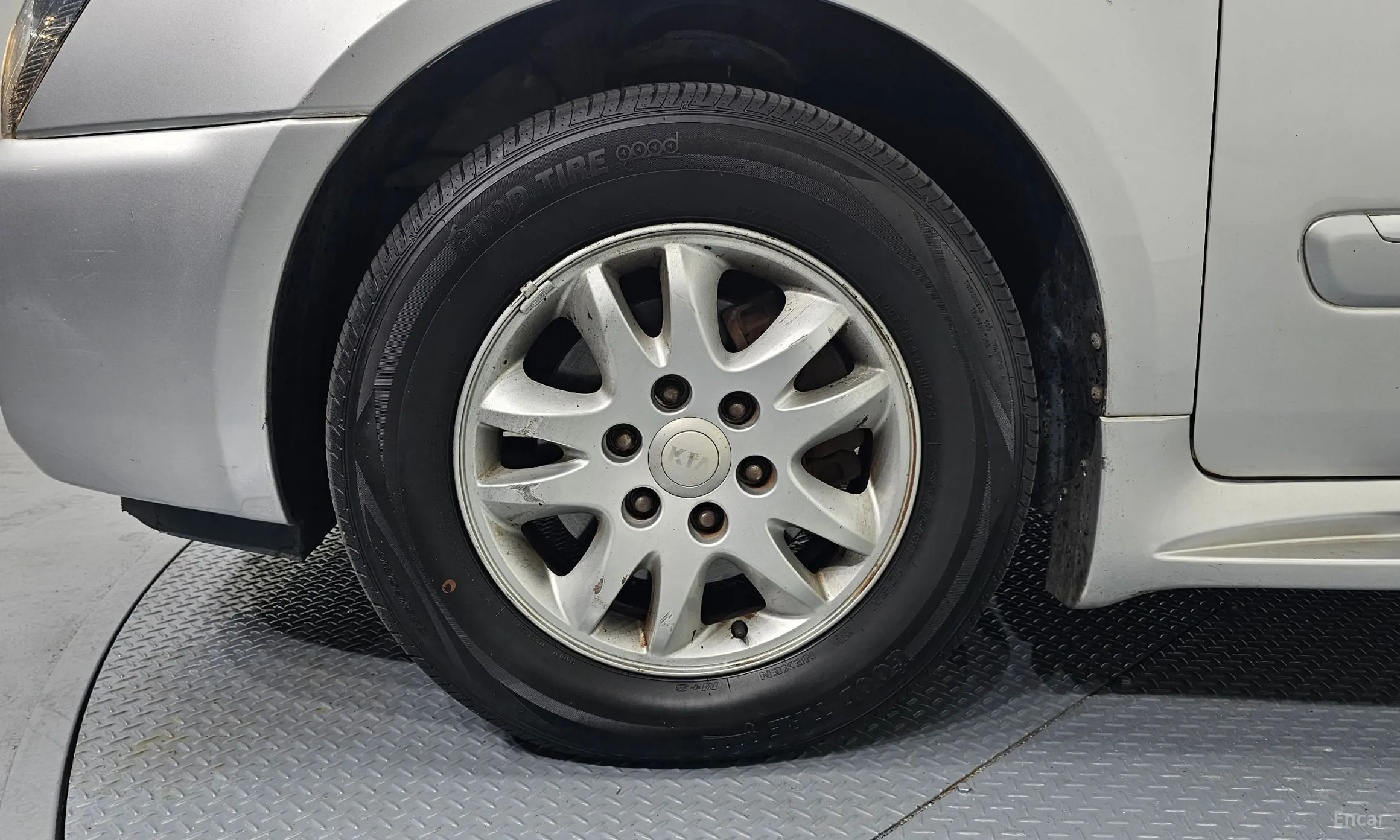 Kia Carnival R превью 5
