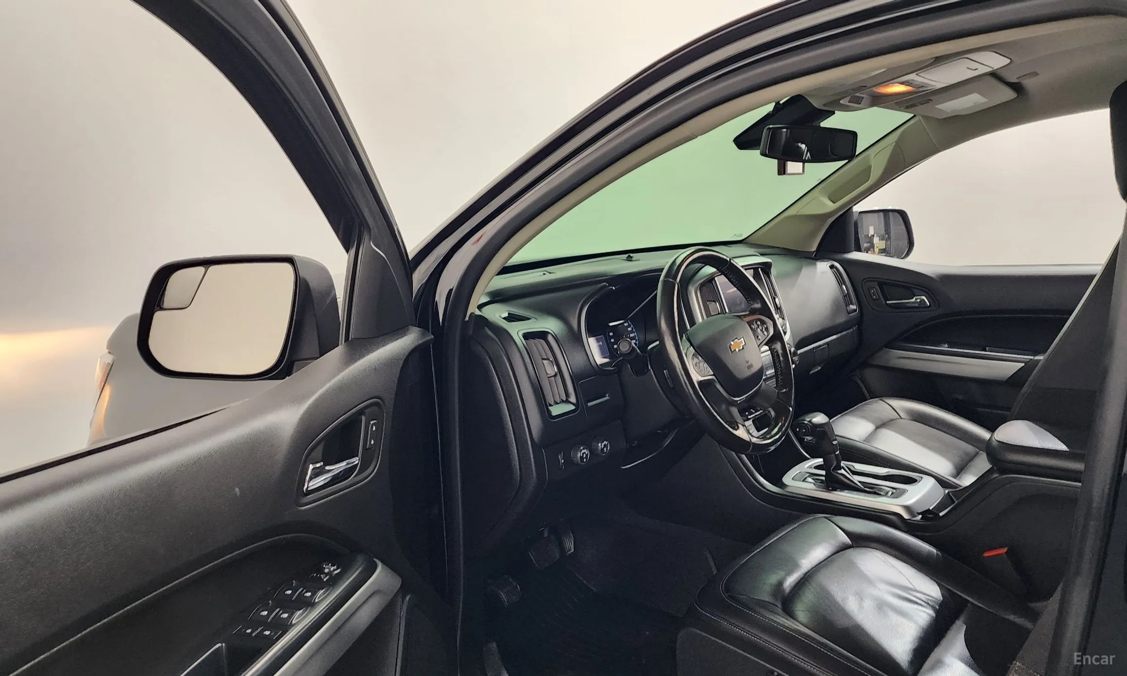 Chevrolet Colorado превью 10