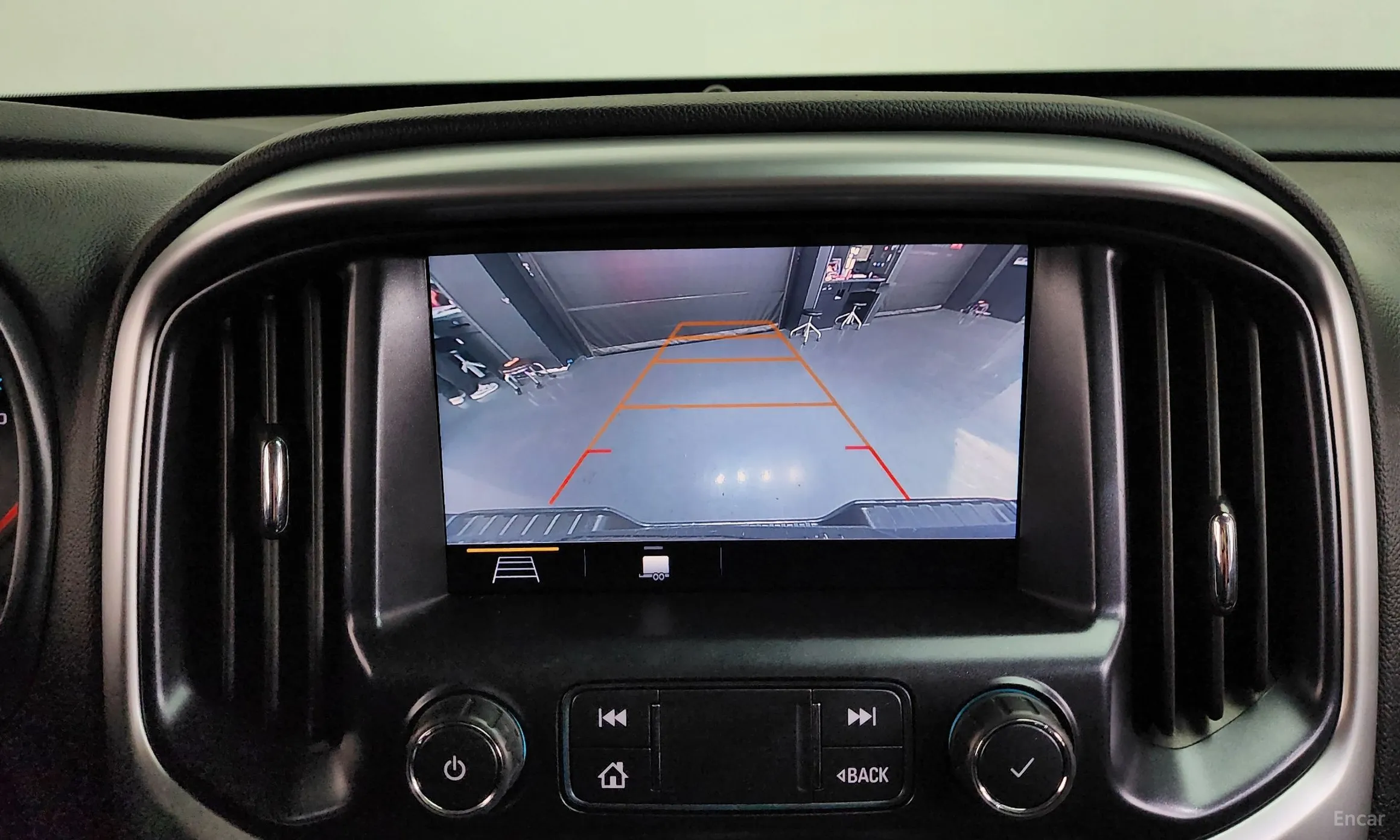 Chevrolet Colorado превью 15