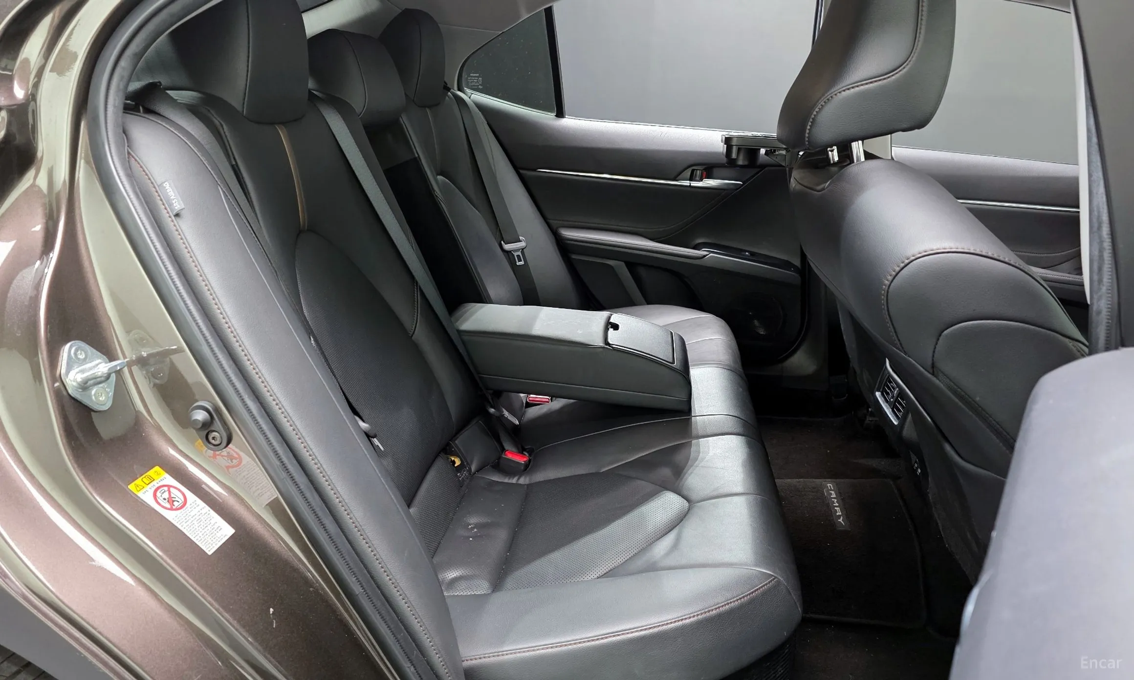 Toyota Camry (XV70) превью 12
