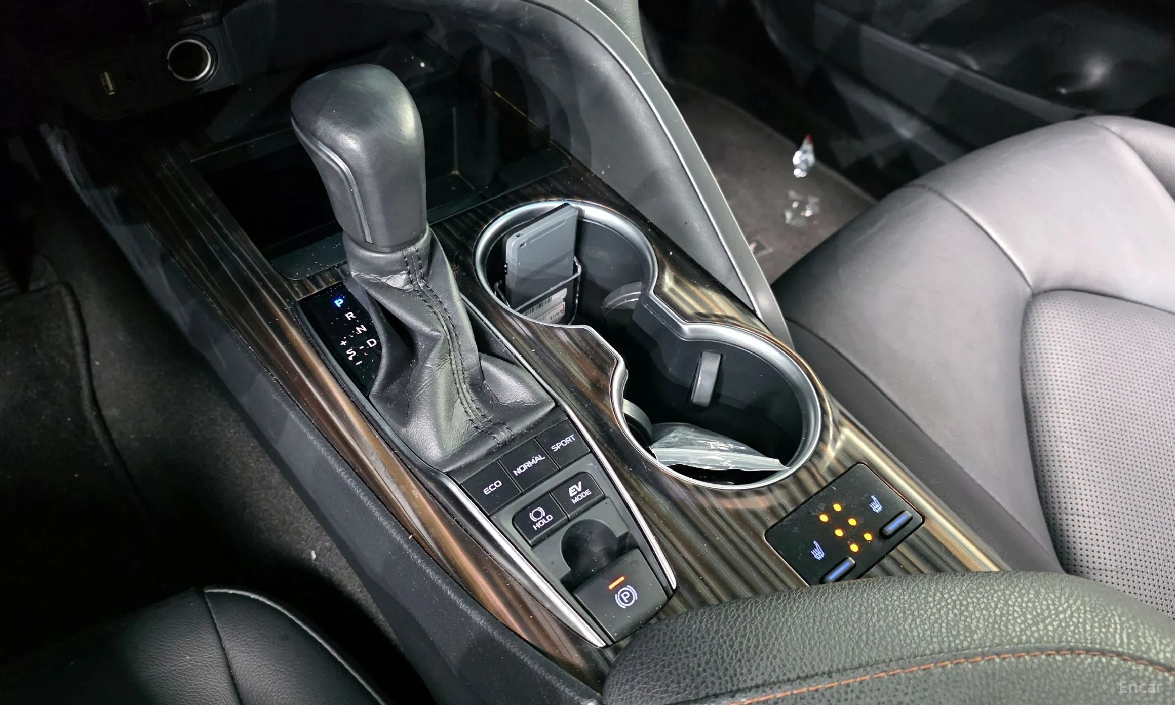 Toyota Camry (XV70) превью 9