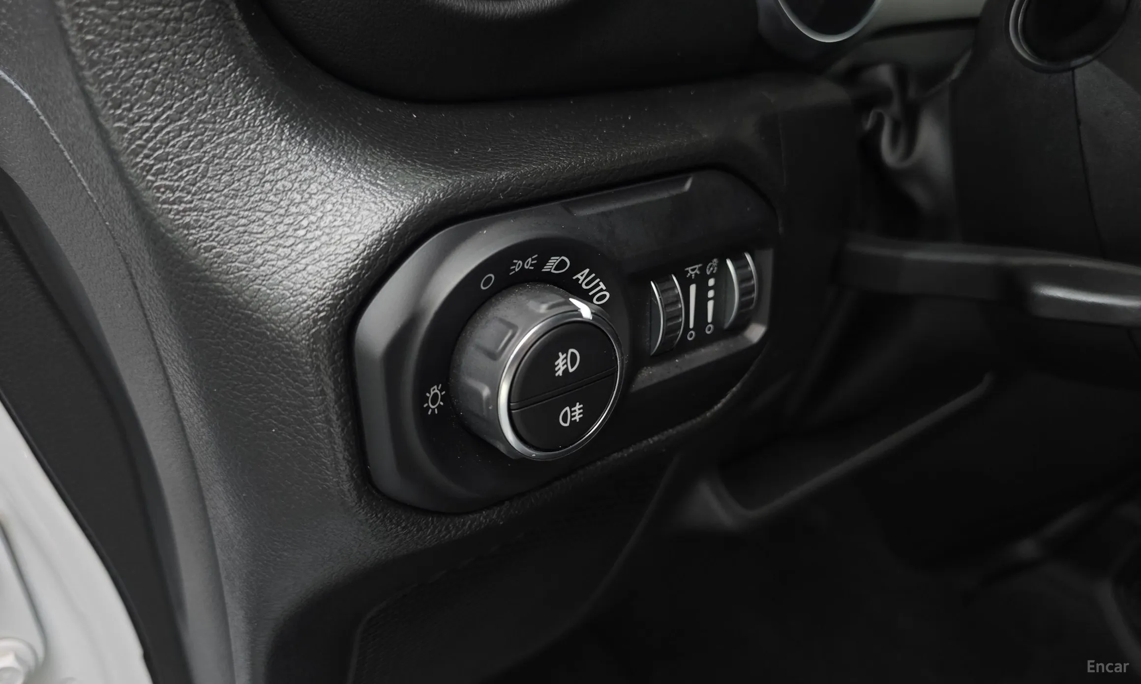 Jeep Wrangler (JL) превью 15
