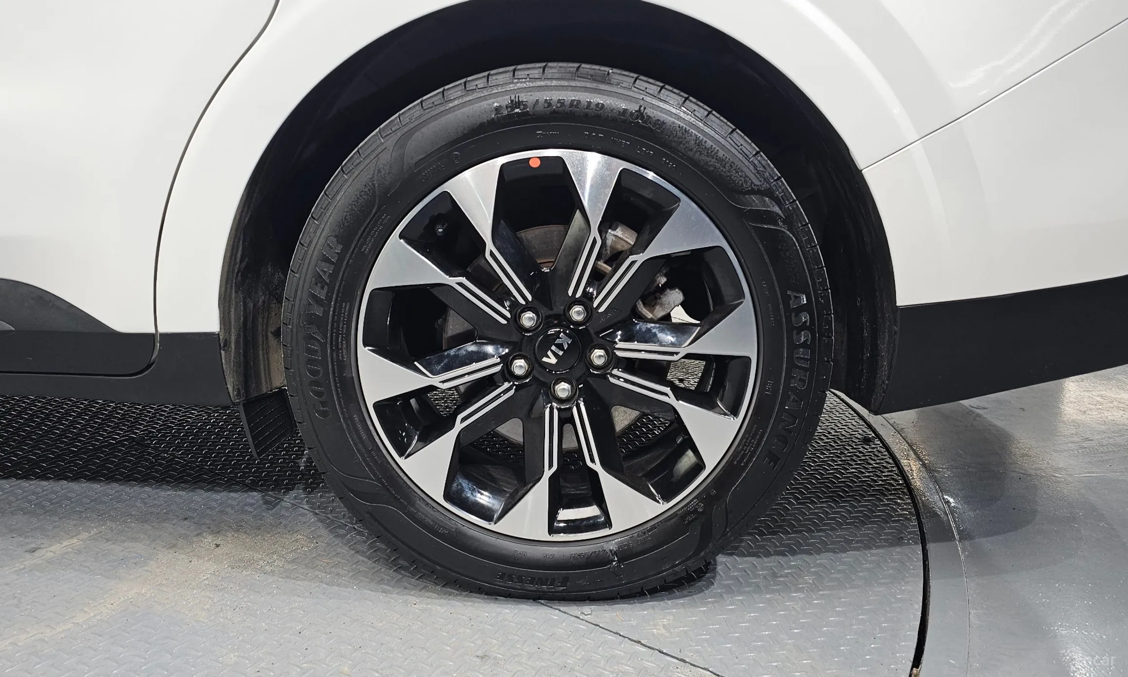 Kia Carnival Gen 4 превью 5