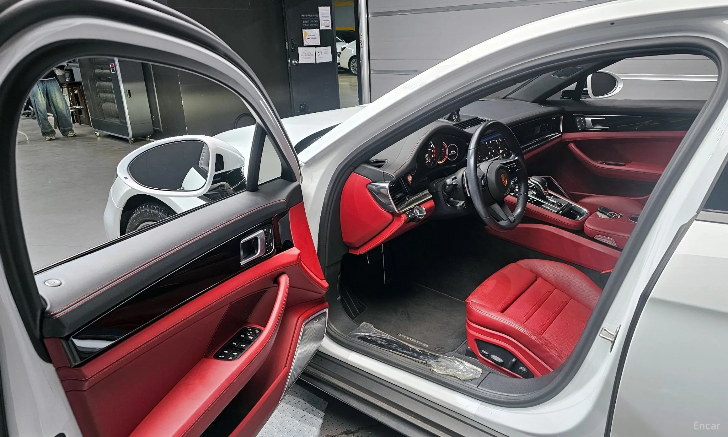 Porsche Panamera (971) превью 10