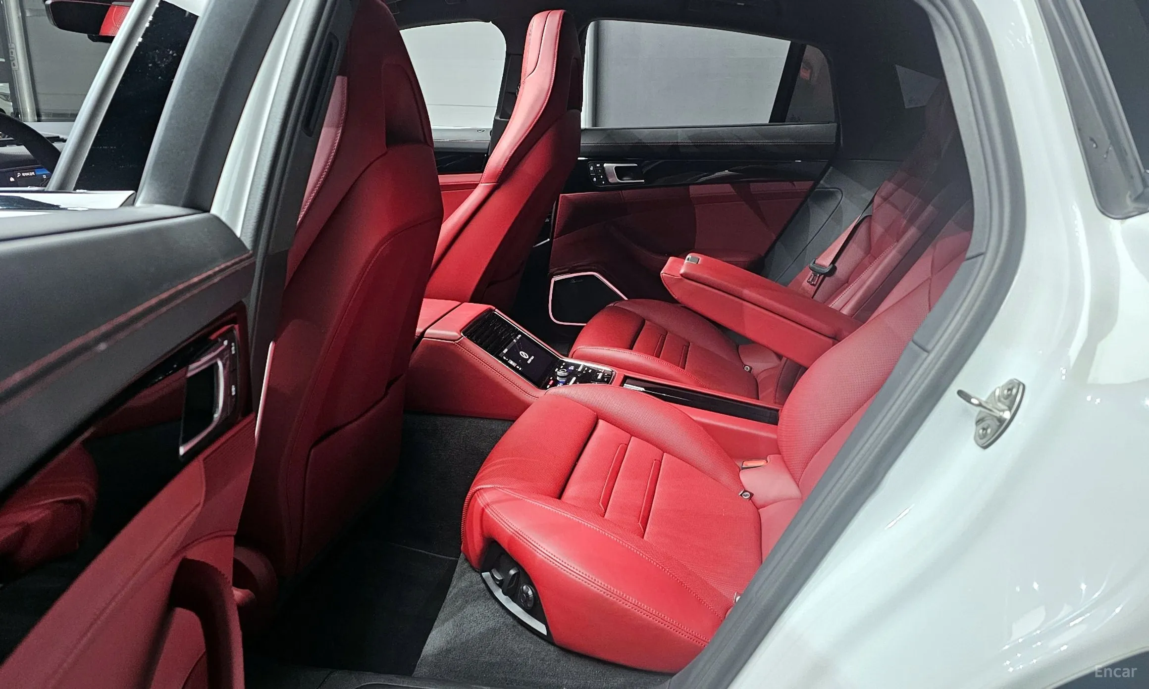 Porsche Panamera (971) превью 12