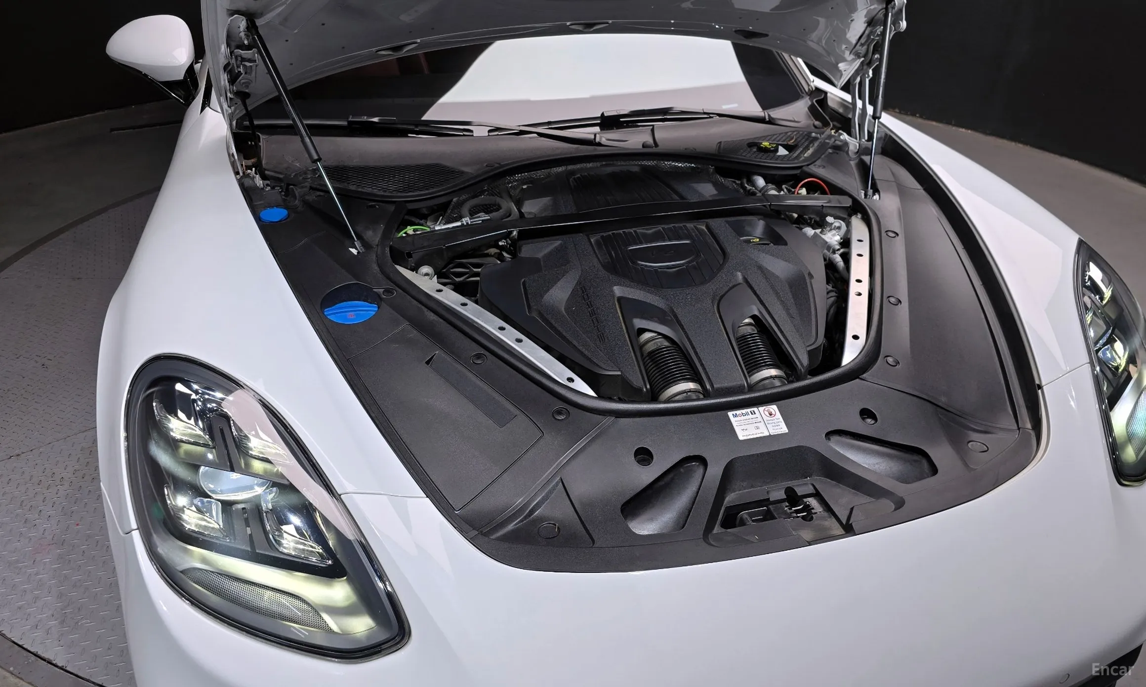 Porsche Panamera (971) превью 6