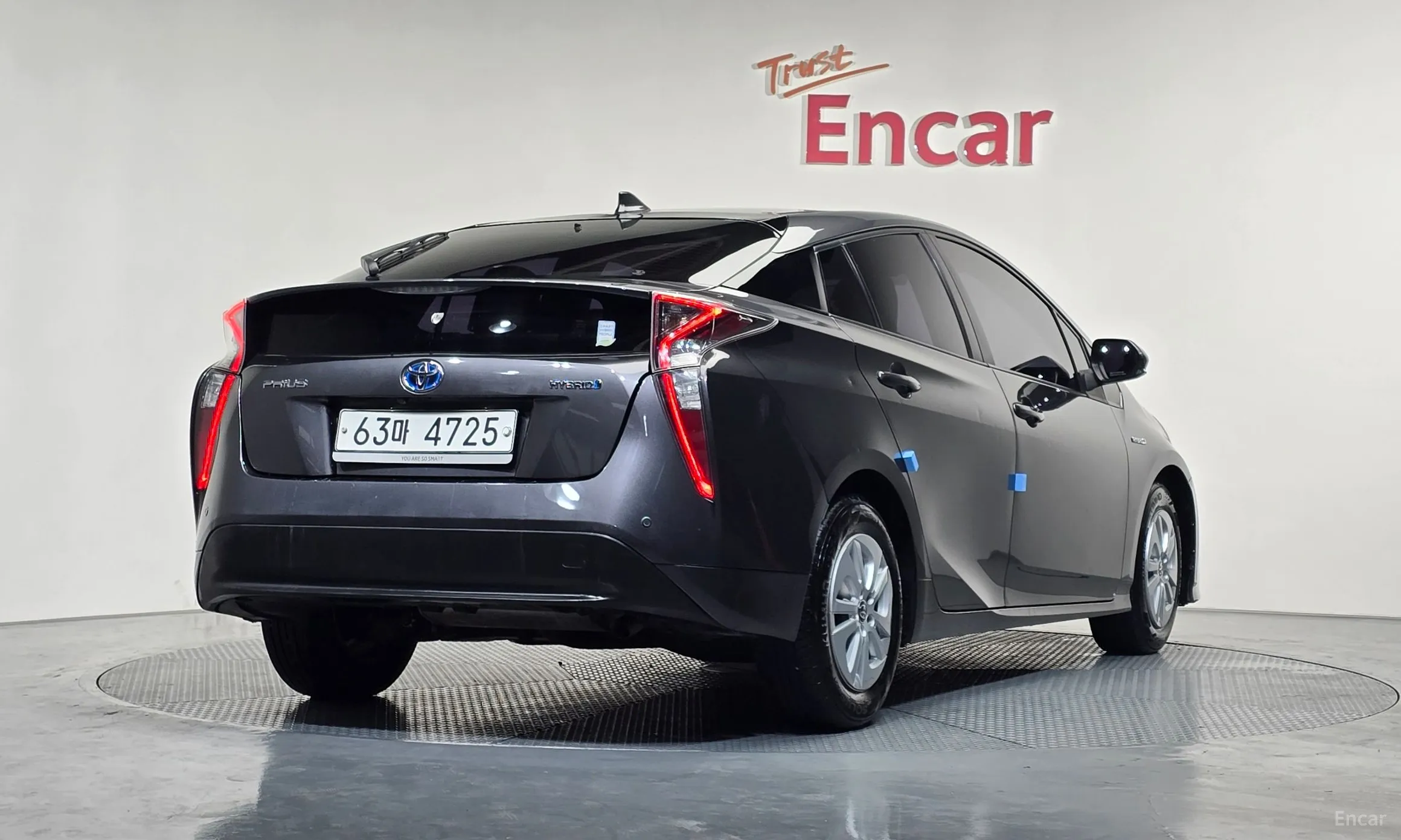 Toyota Prius 4th Generation превью 2