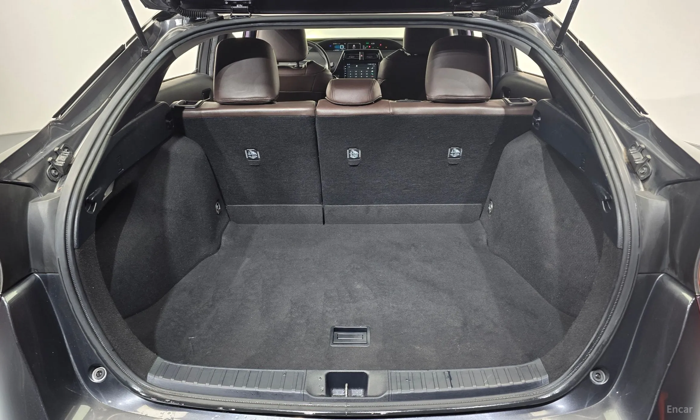 Toyota Prius 4th Generation превью 20