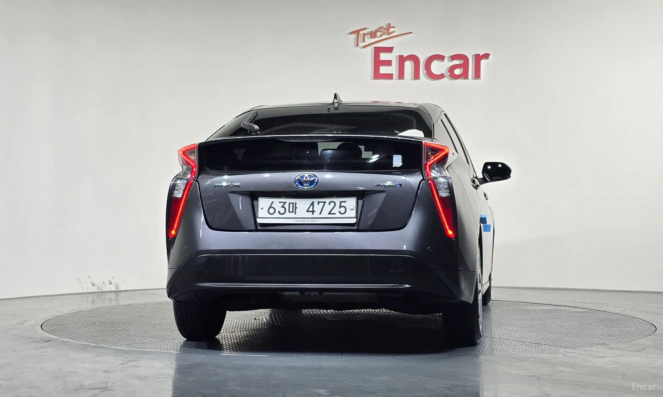 Toyota Prius 4th Generation превью 4