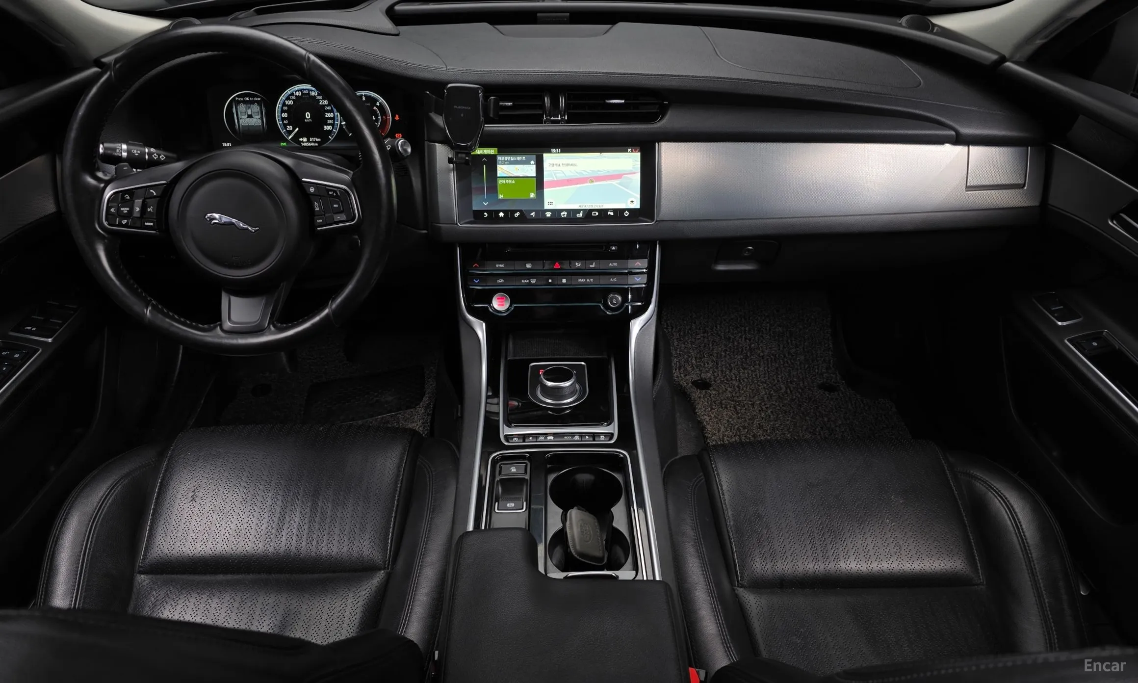 Jaguar XF (x260) превью 7