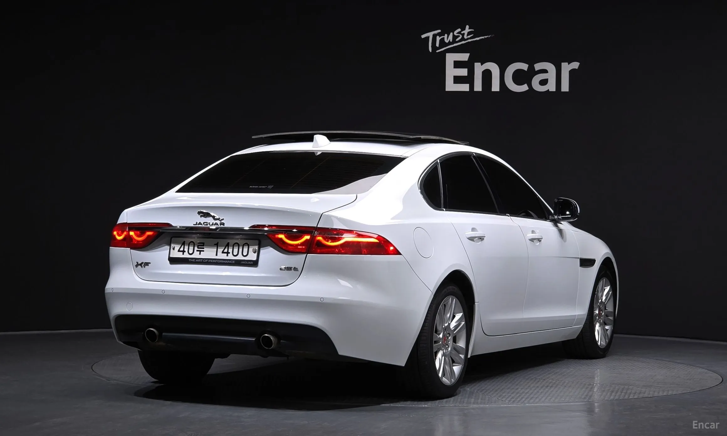 Jaguar XF (x260) превью 2