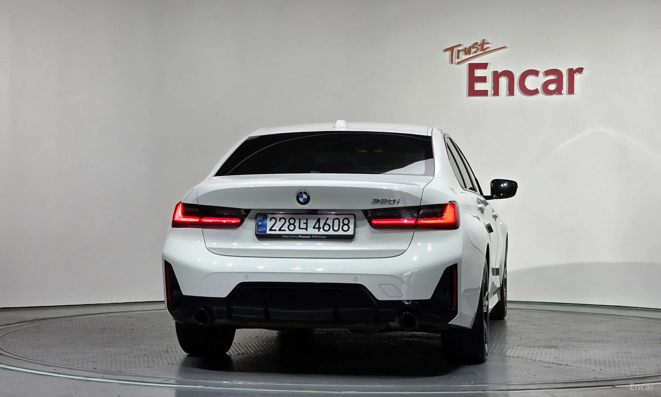 BMW 3 Series (G20) превью 4