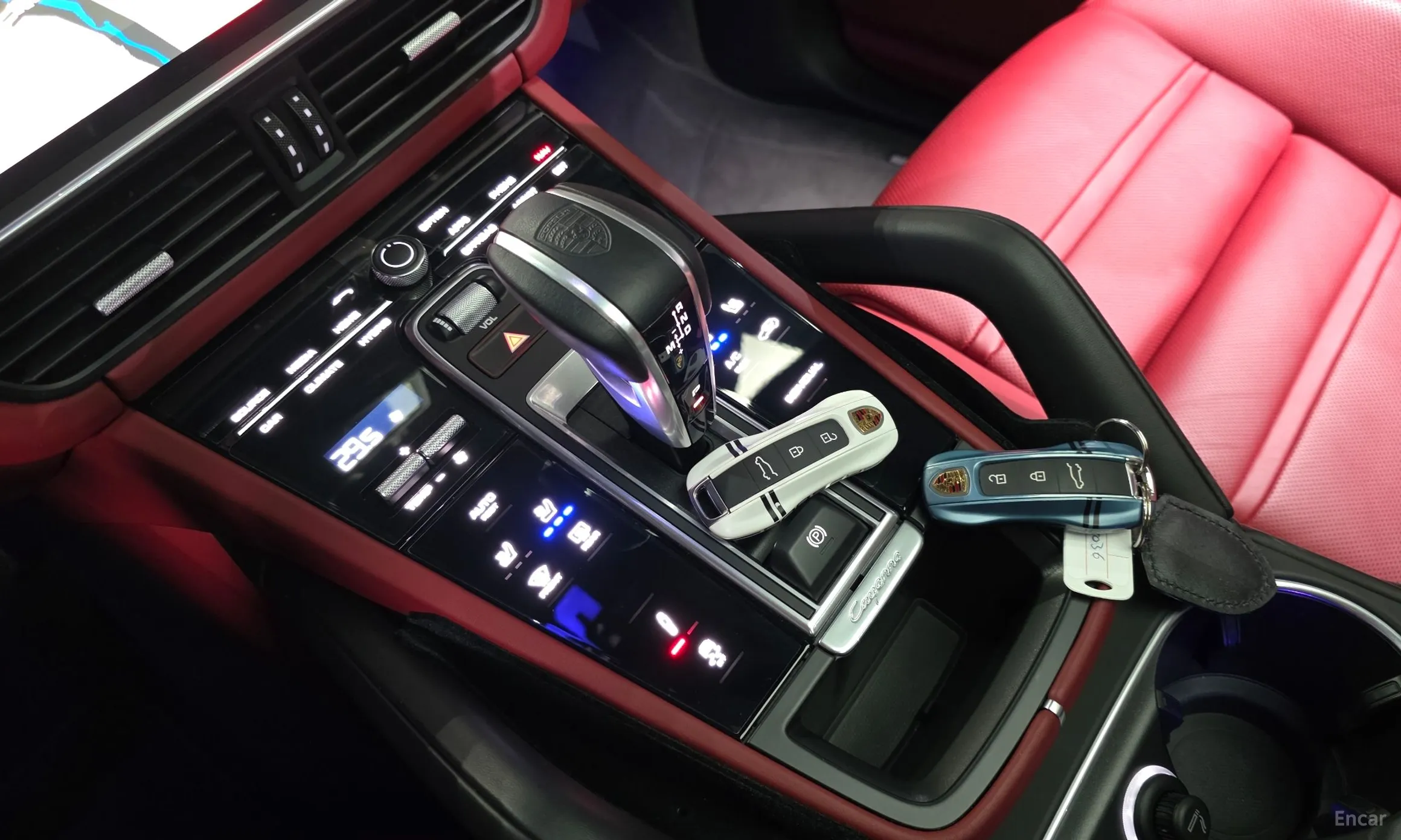 Porsche Cayenne (PO536) превью 9