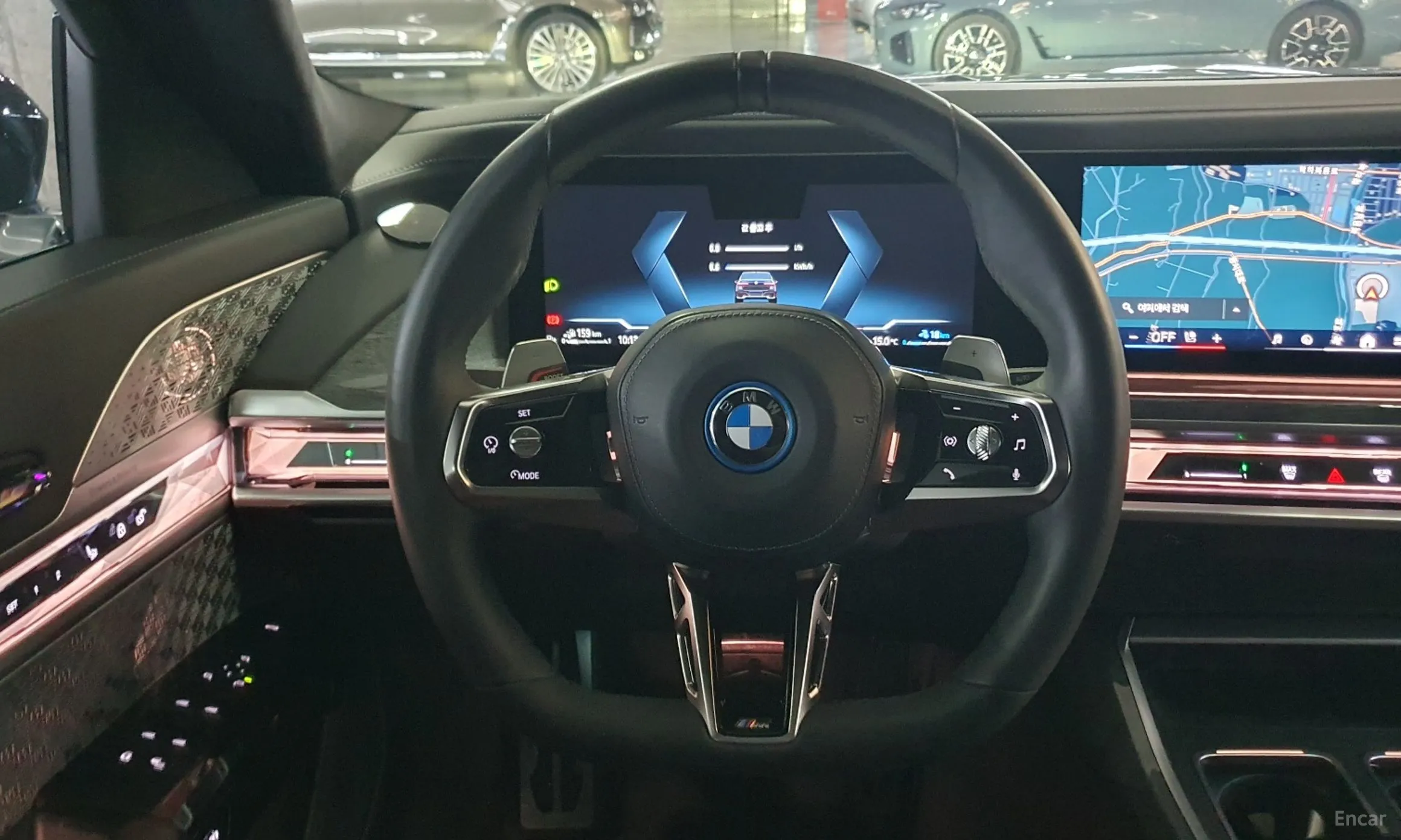 BMW 7 Series (G70) превью 13