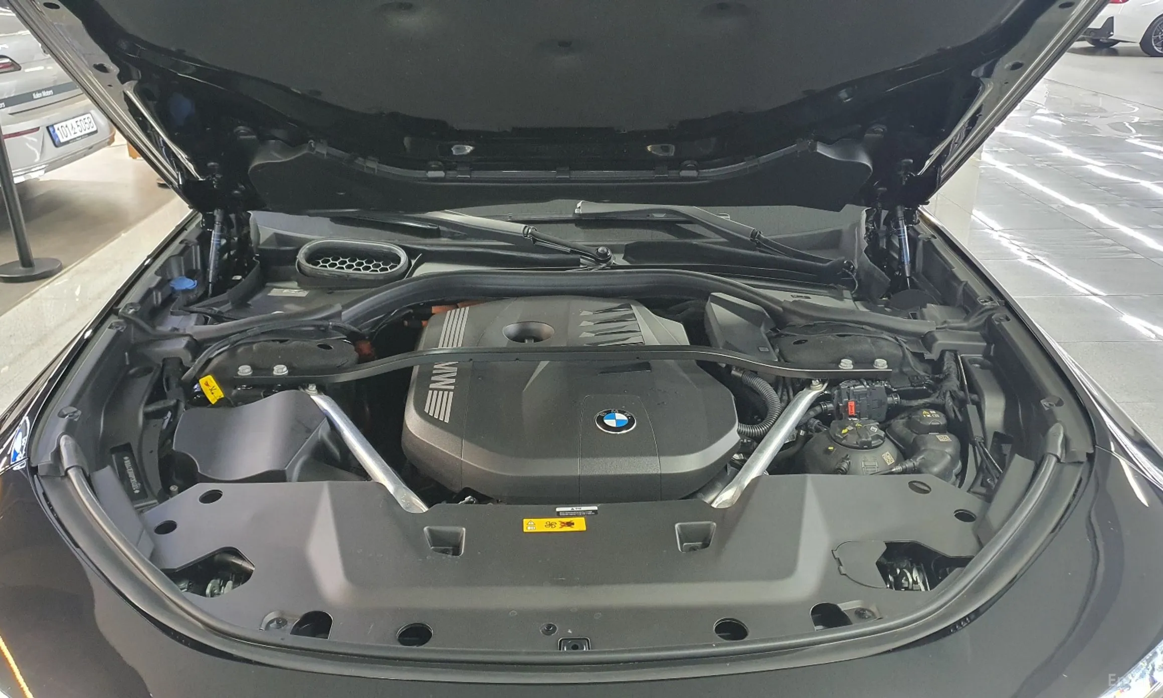 BMW 7 Series (G70) превью 6