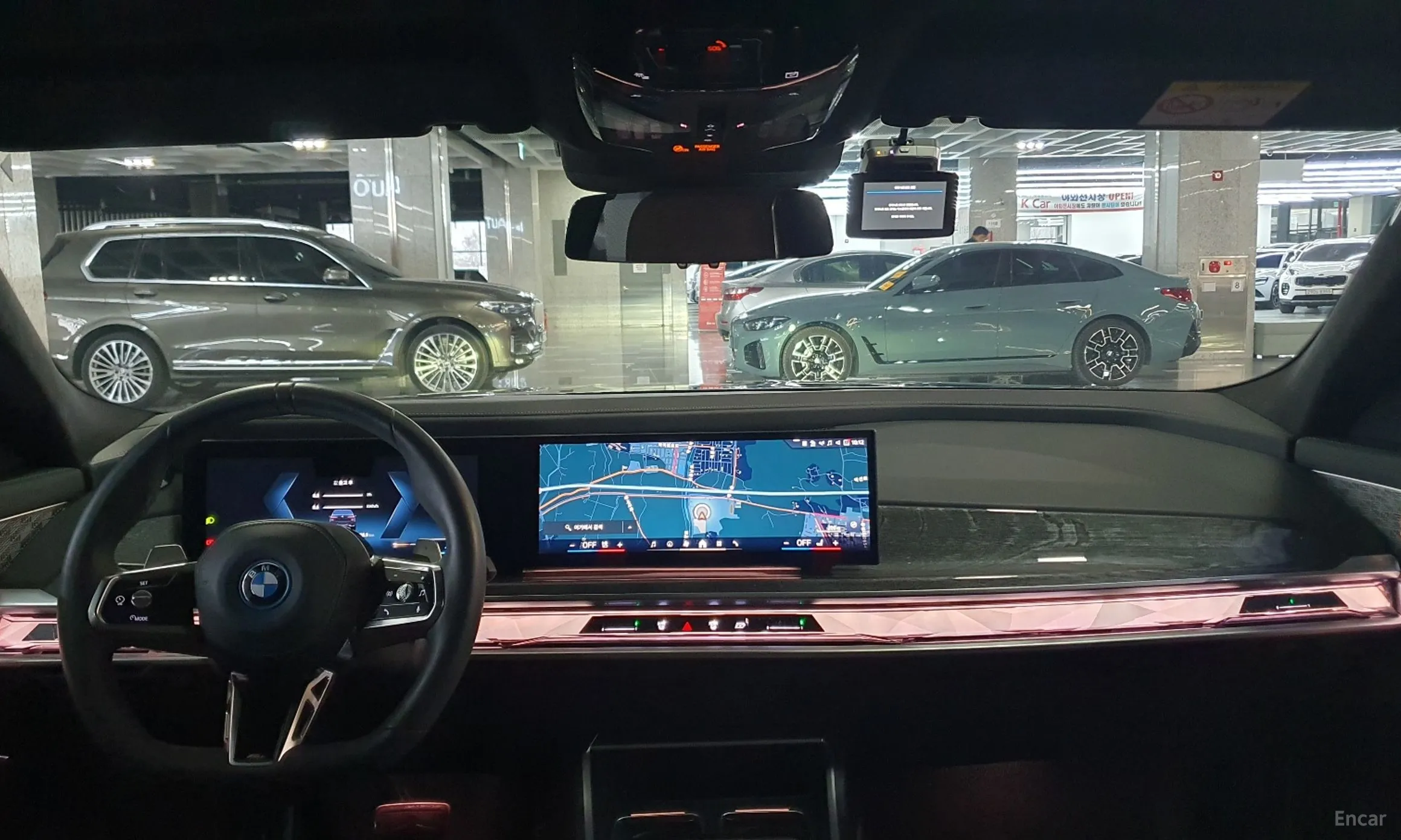 BMW 7 Series (G70) превью 7