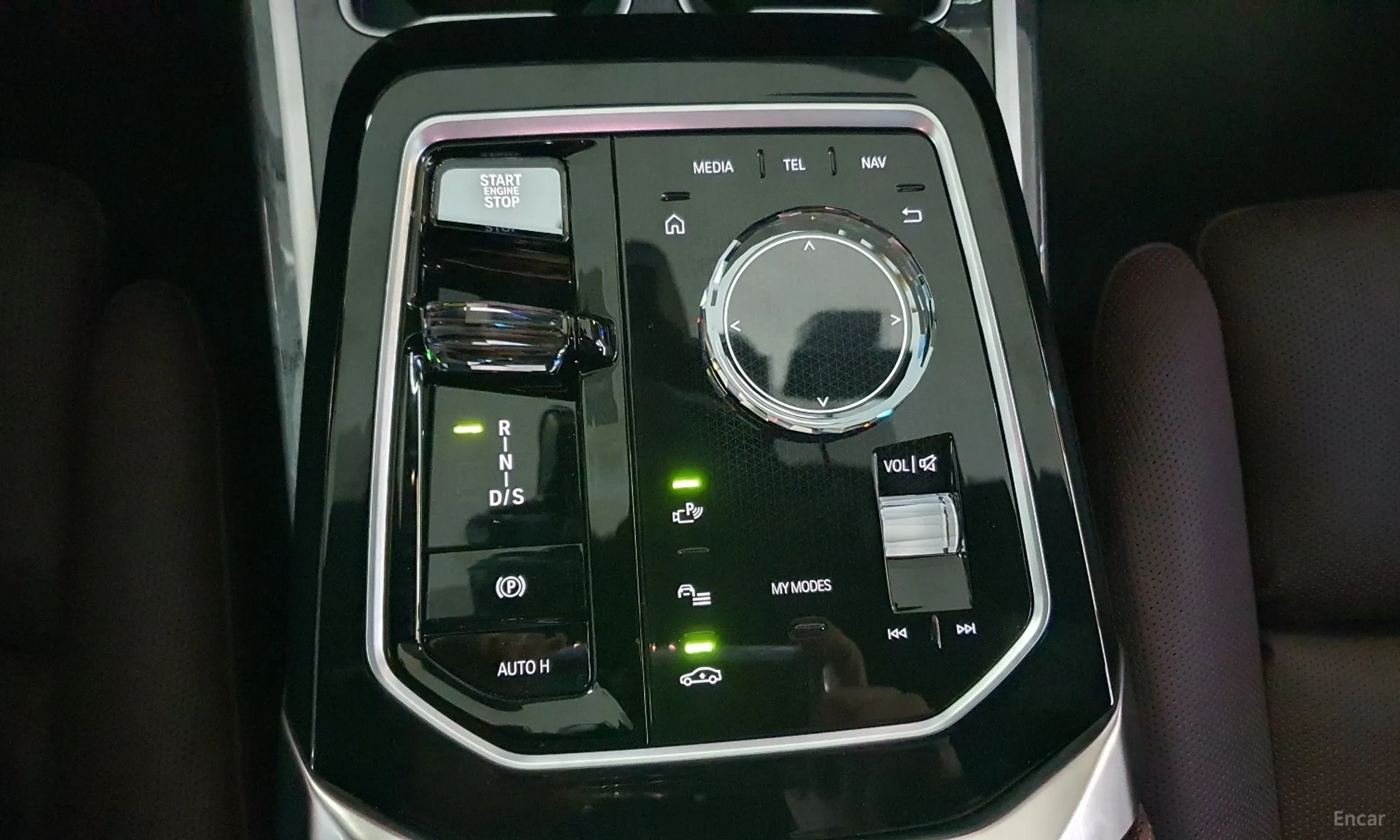 BMW 7 Series (G70) превью 9
