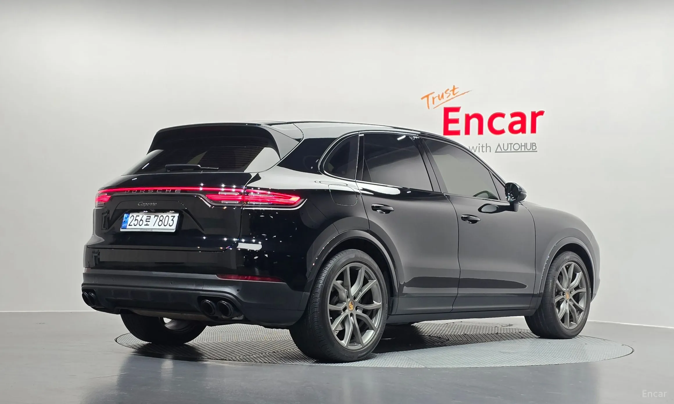 Porsche Cayenne (PO536) превью 2