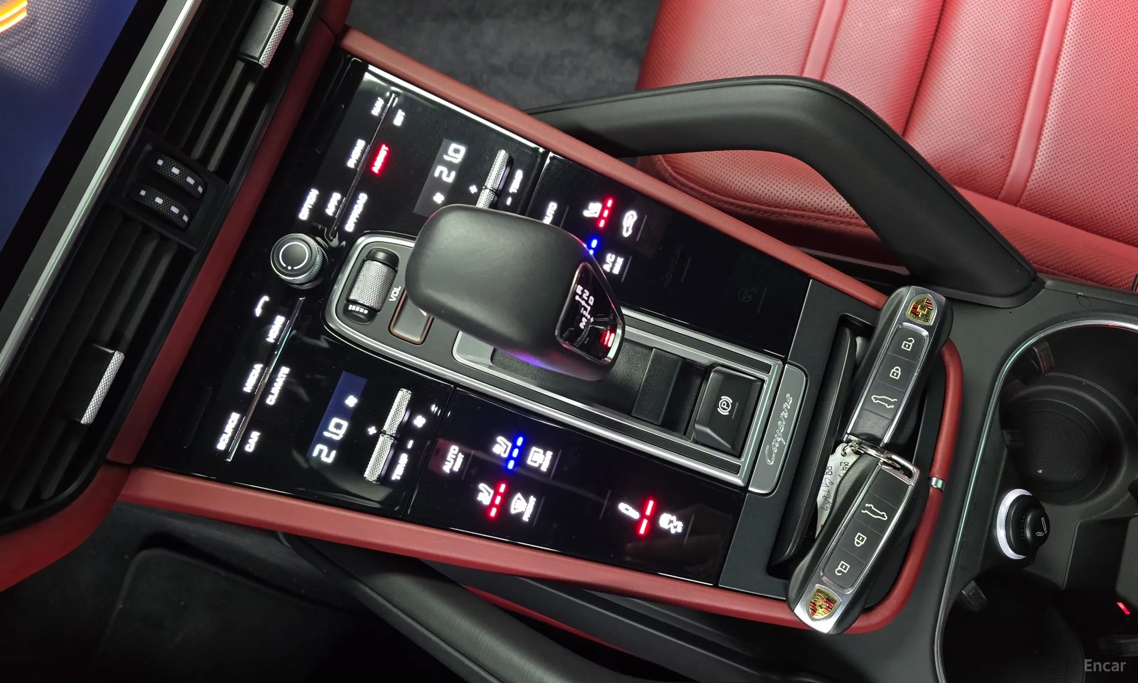 Porsche Cayenne (PO536) превью 9