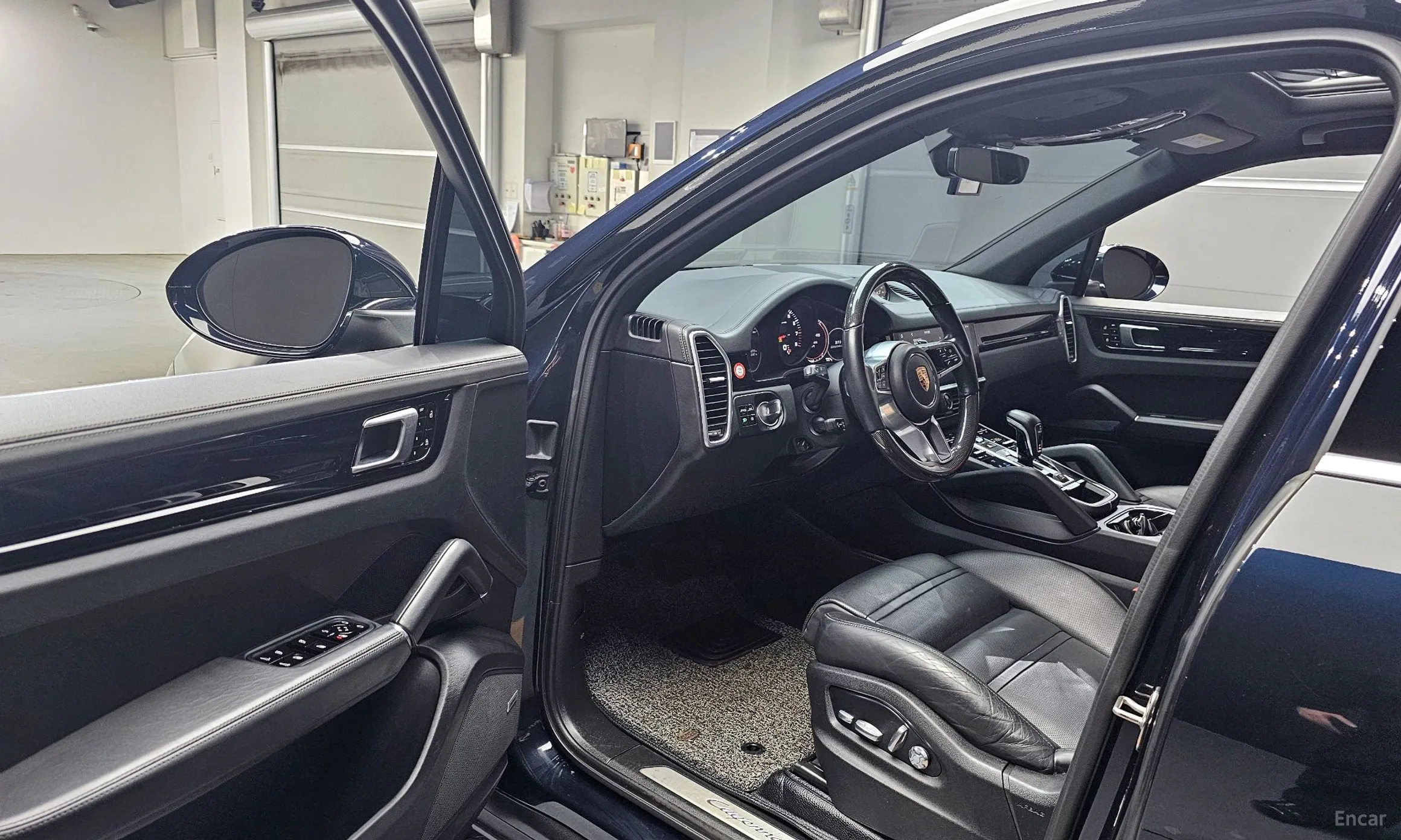 Porsche Cayenne (PO536) превью 10