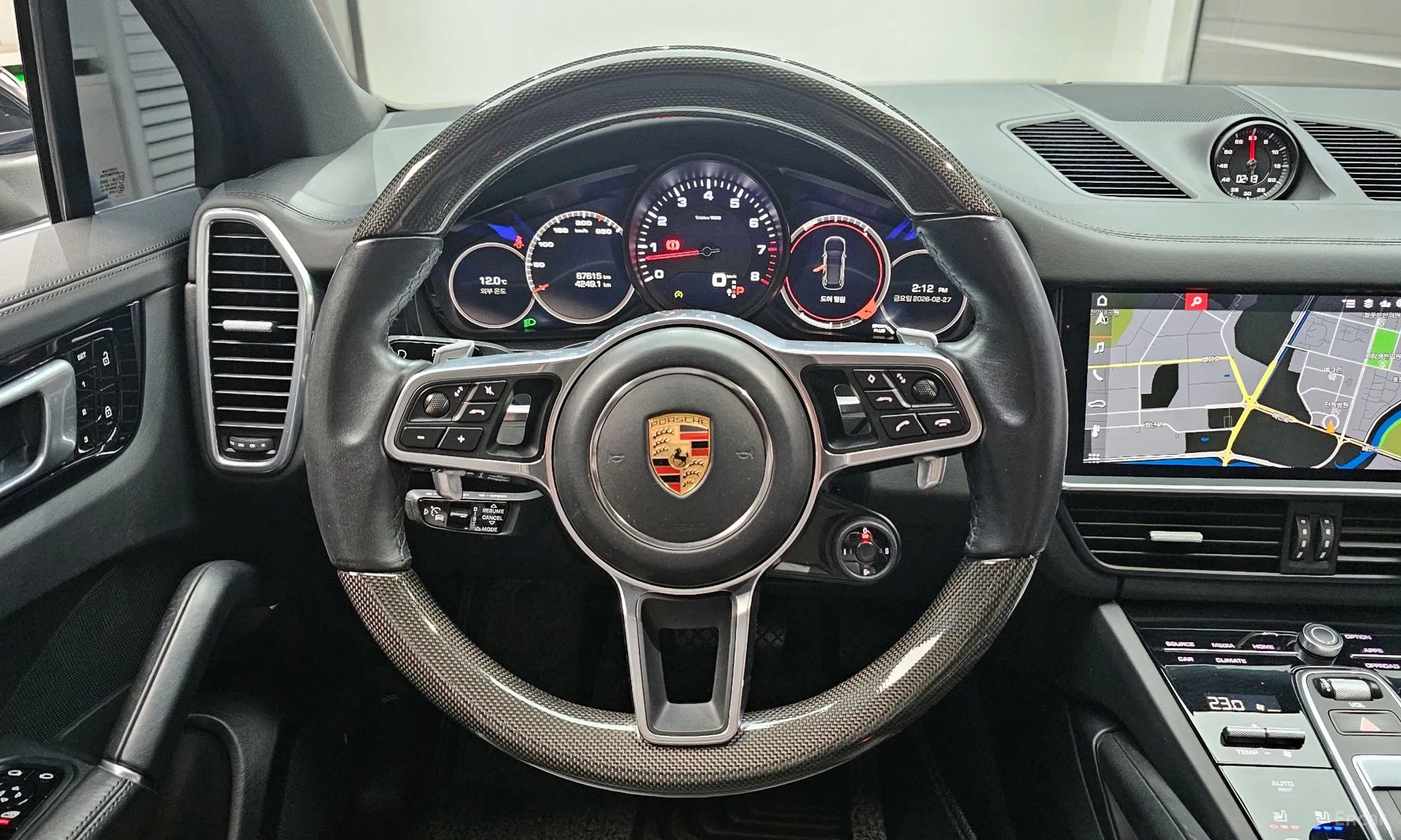 Porsche Cayenne (PO536) превью 13