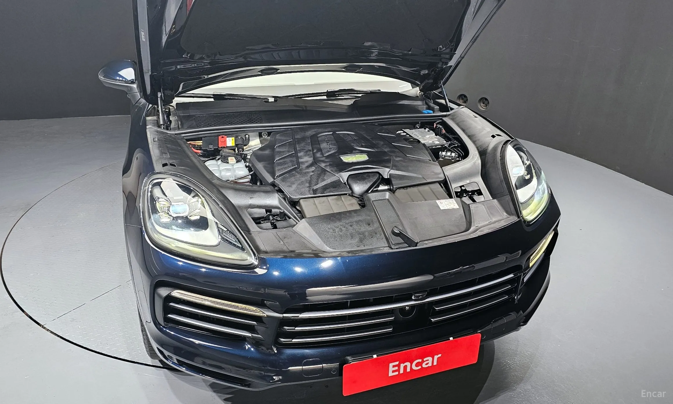 Porsche Cayenne (PO536) превью 6