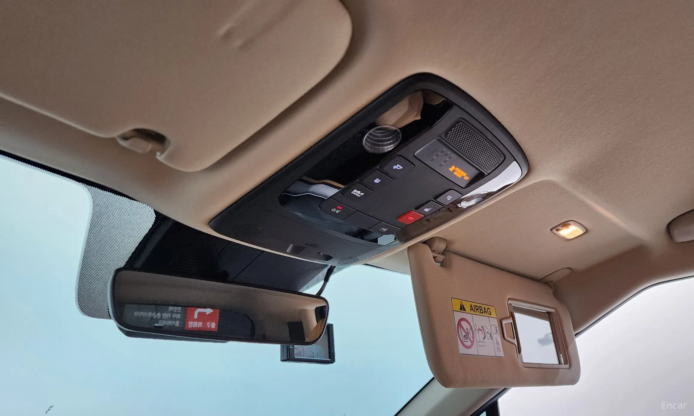 Kia Carnival Gen 4 превью 17