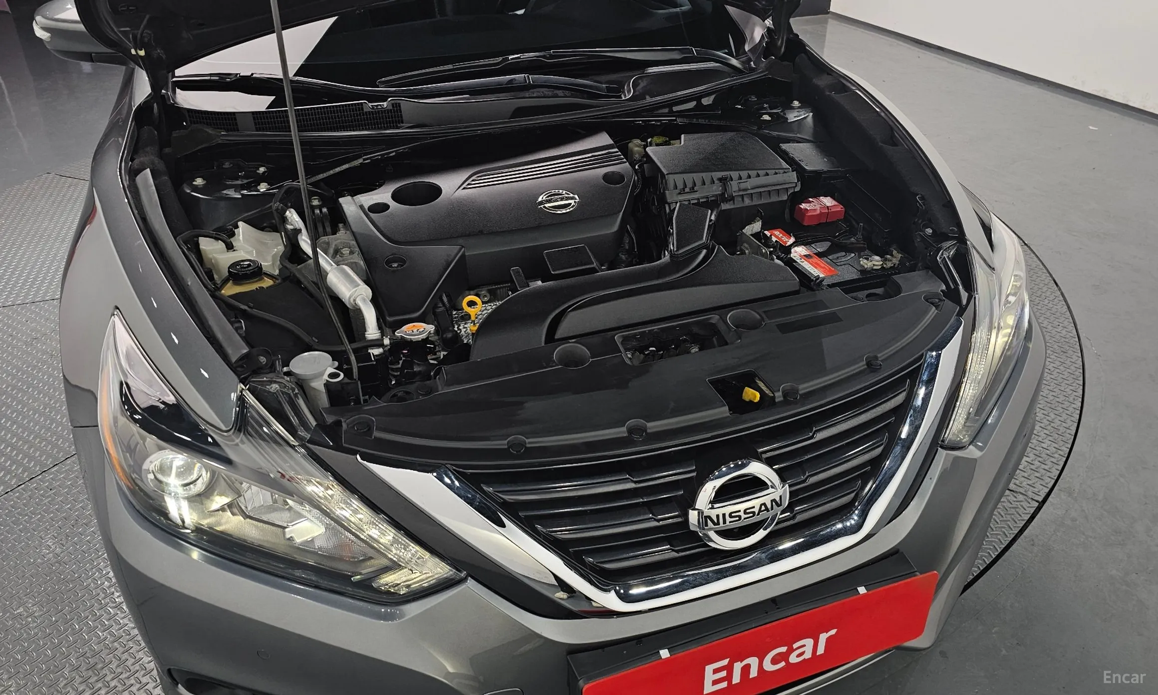 Nissan Altima превью 6