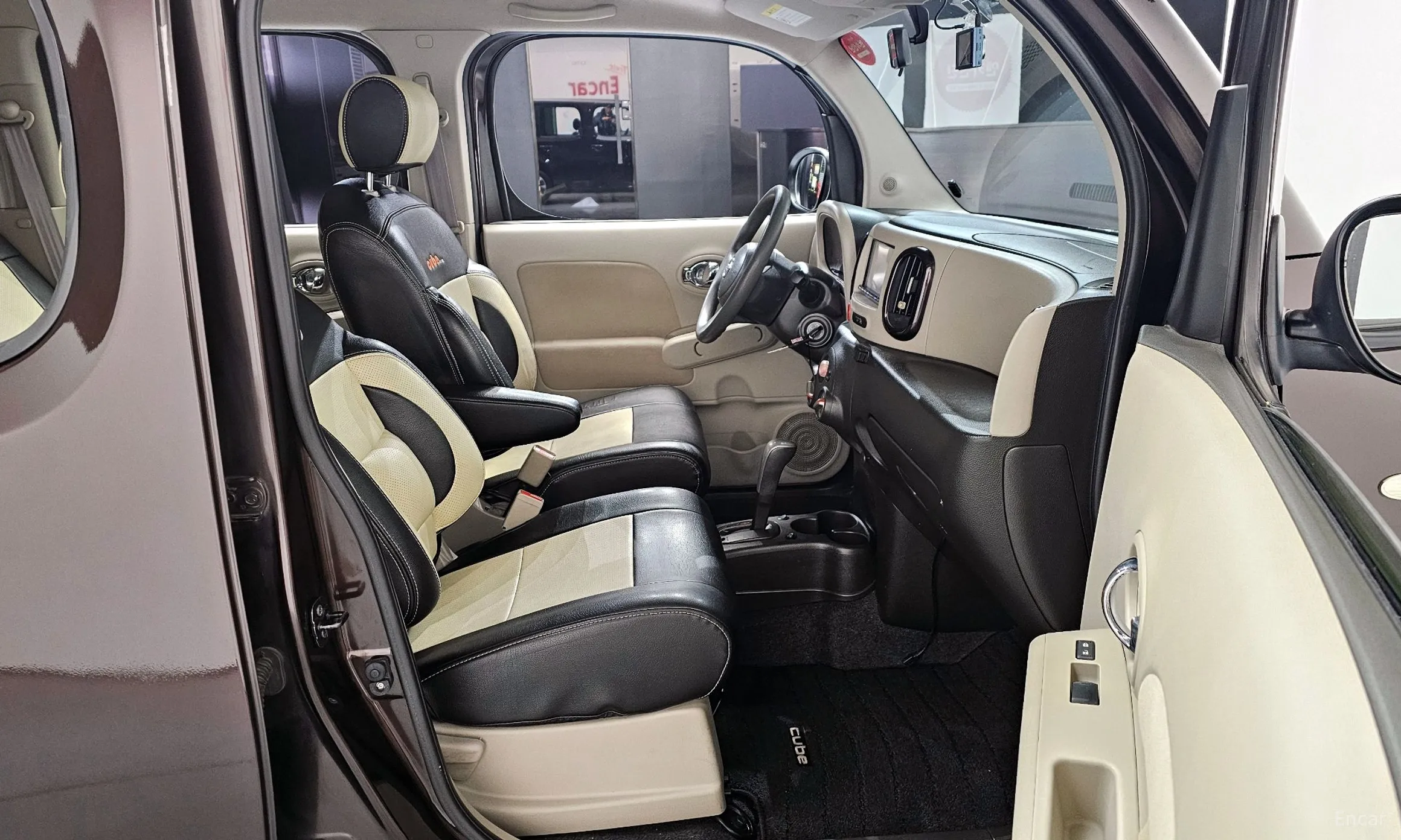 Nissan Cube превью 10