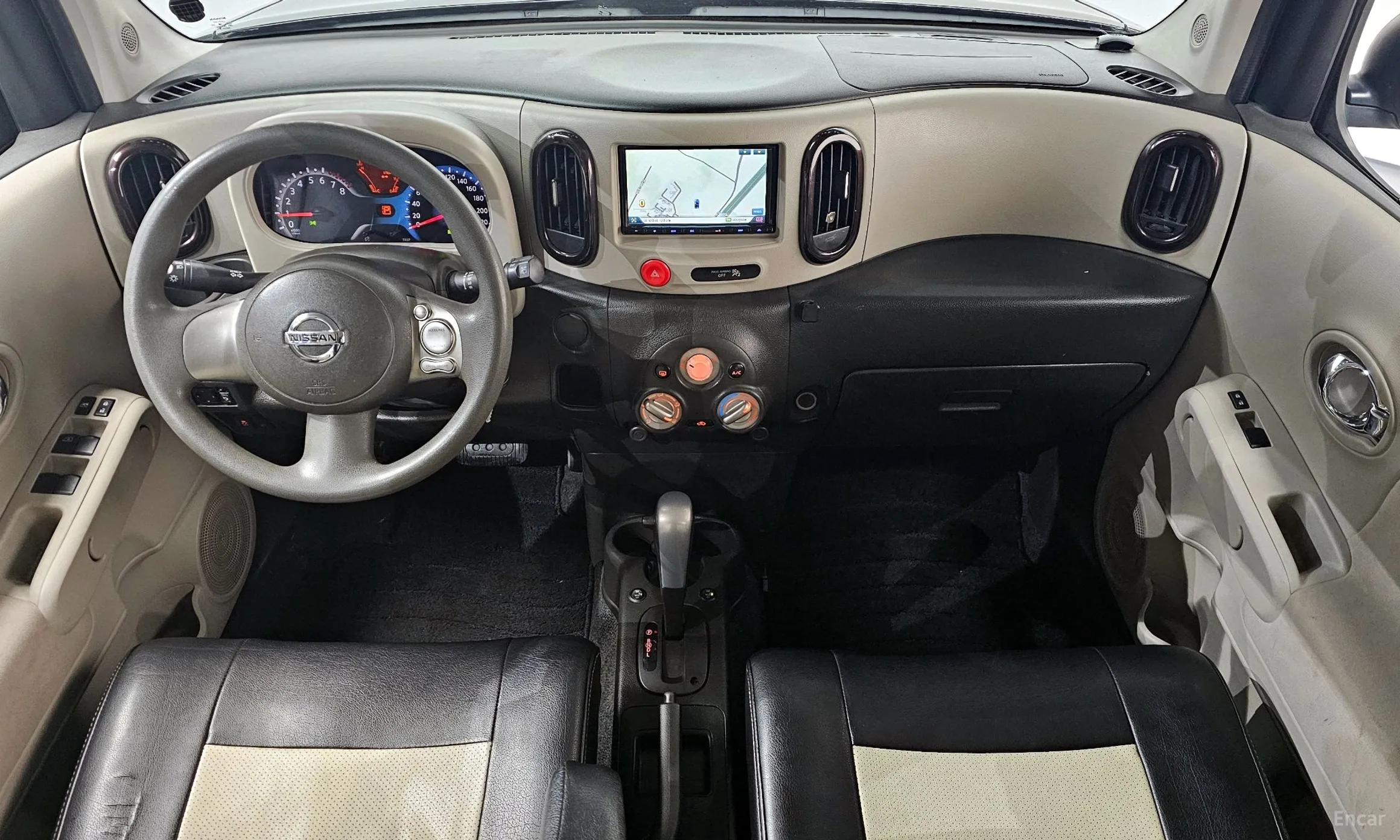 Nissan Cube превью 7
