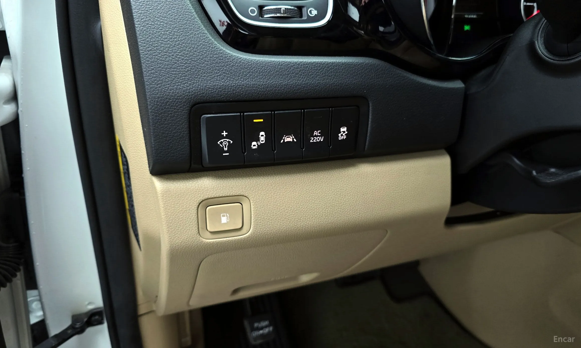Kia Carnival превью 17