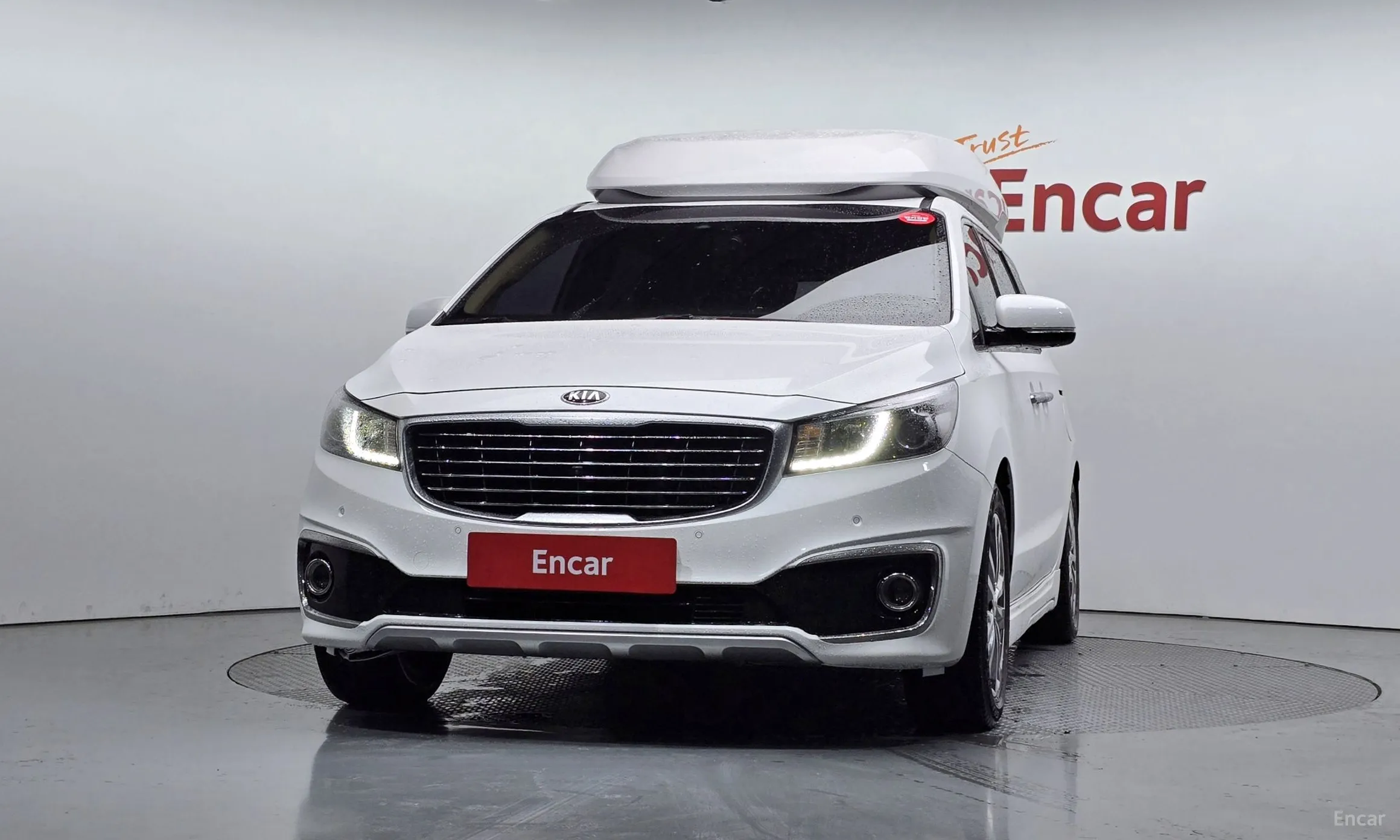 Kia Carnival превью 3
