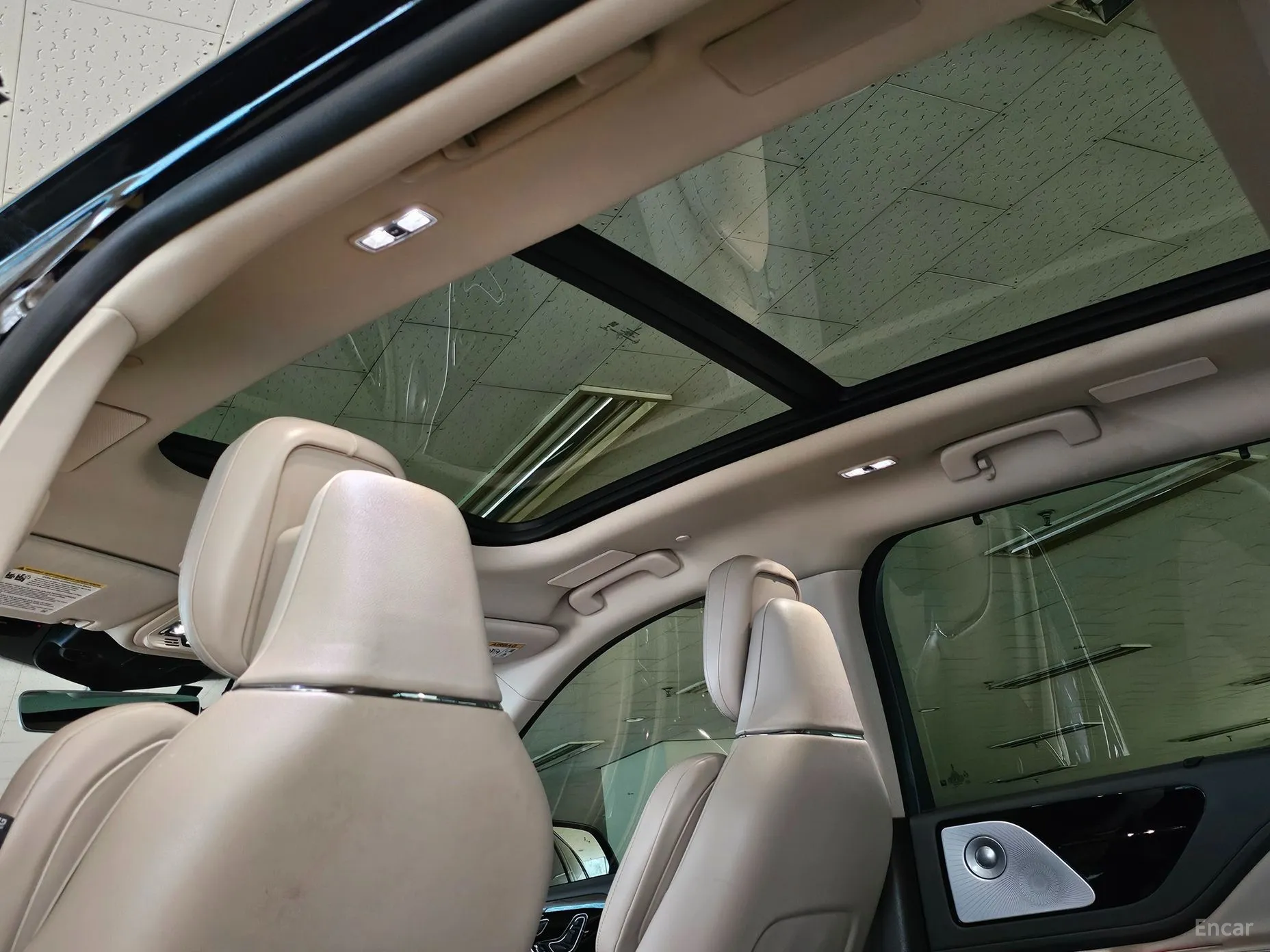 Lincoln Aviator 2nd Generation превью 19