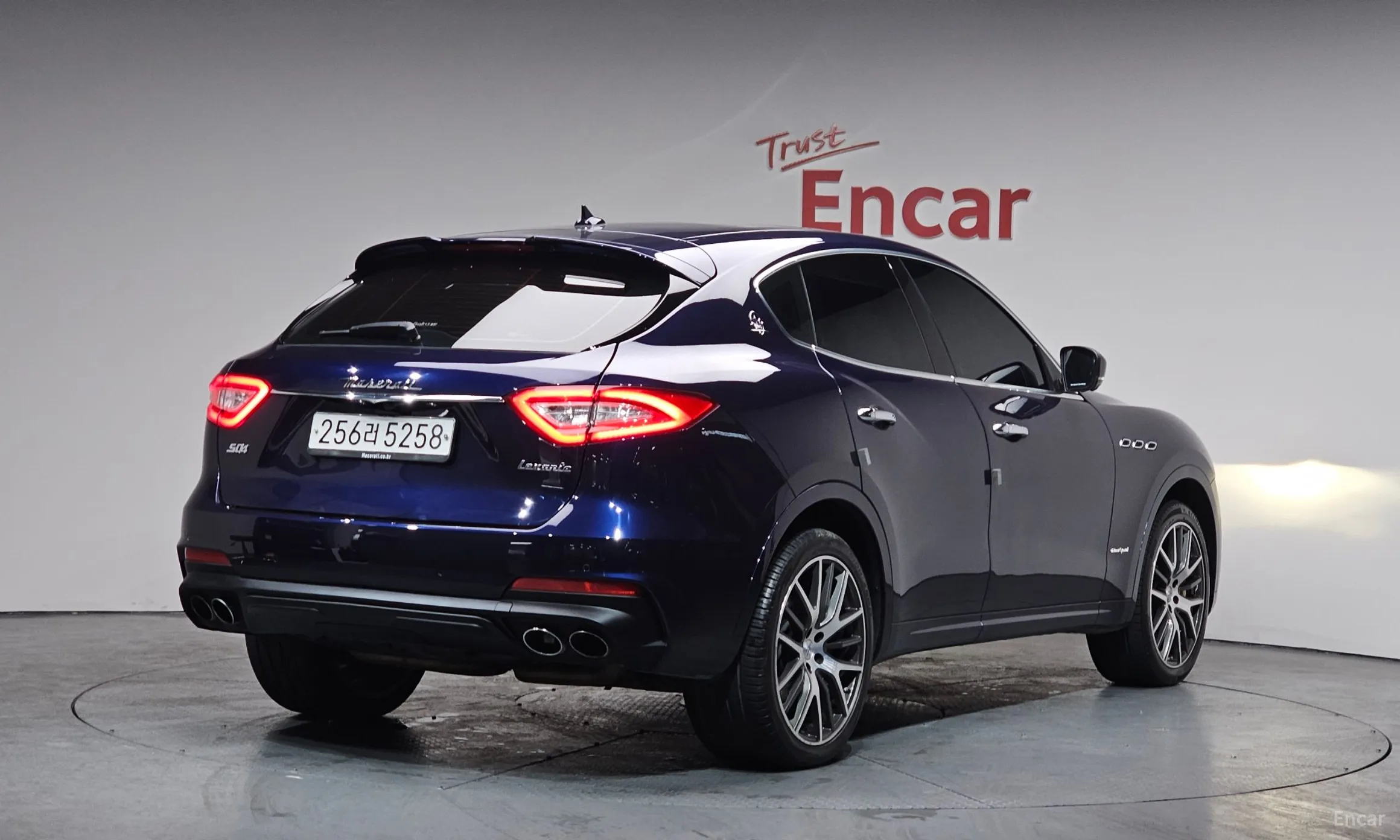 Maserati Levante превью 2