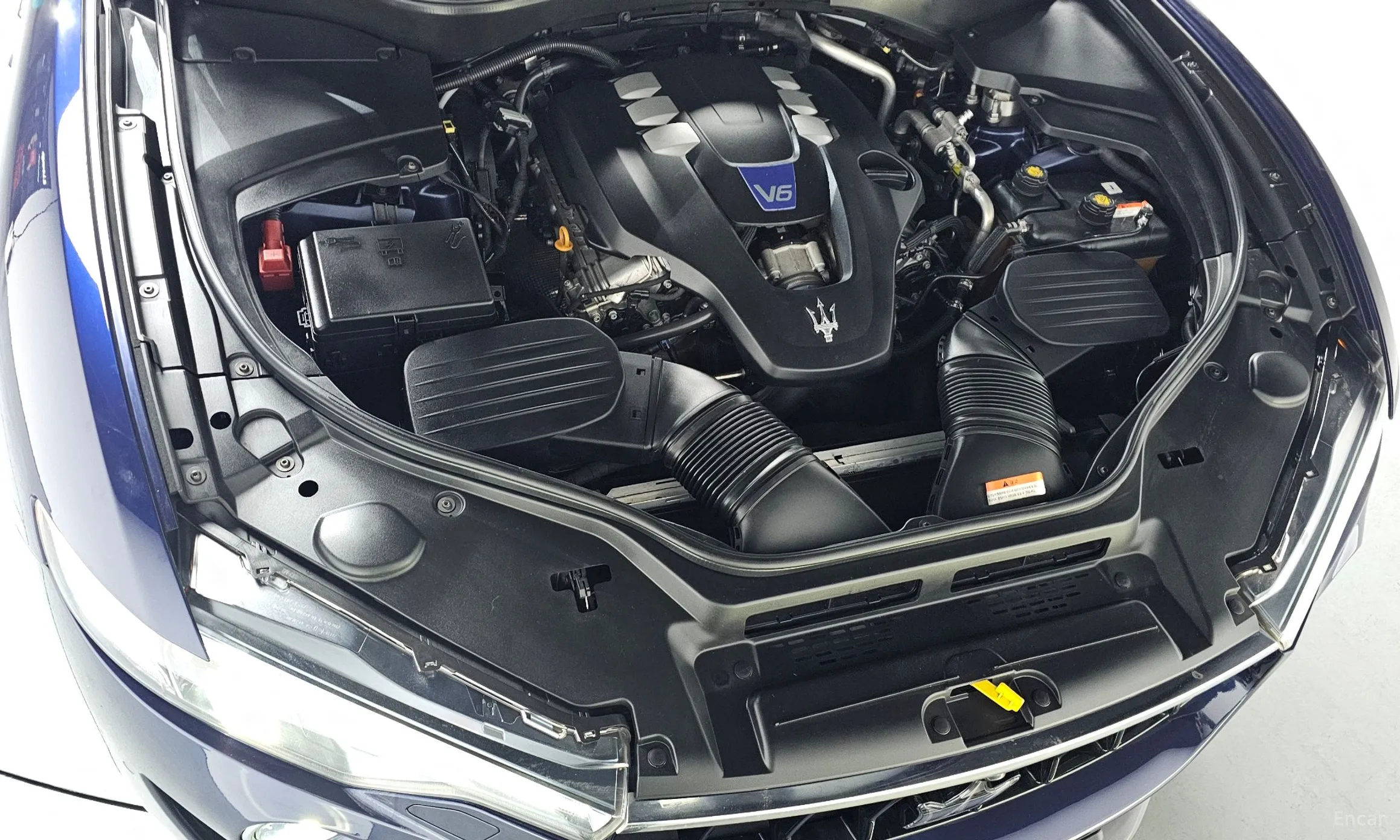 Maserati Levante превью 6