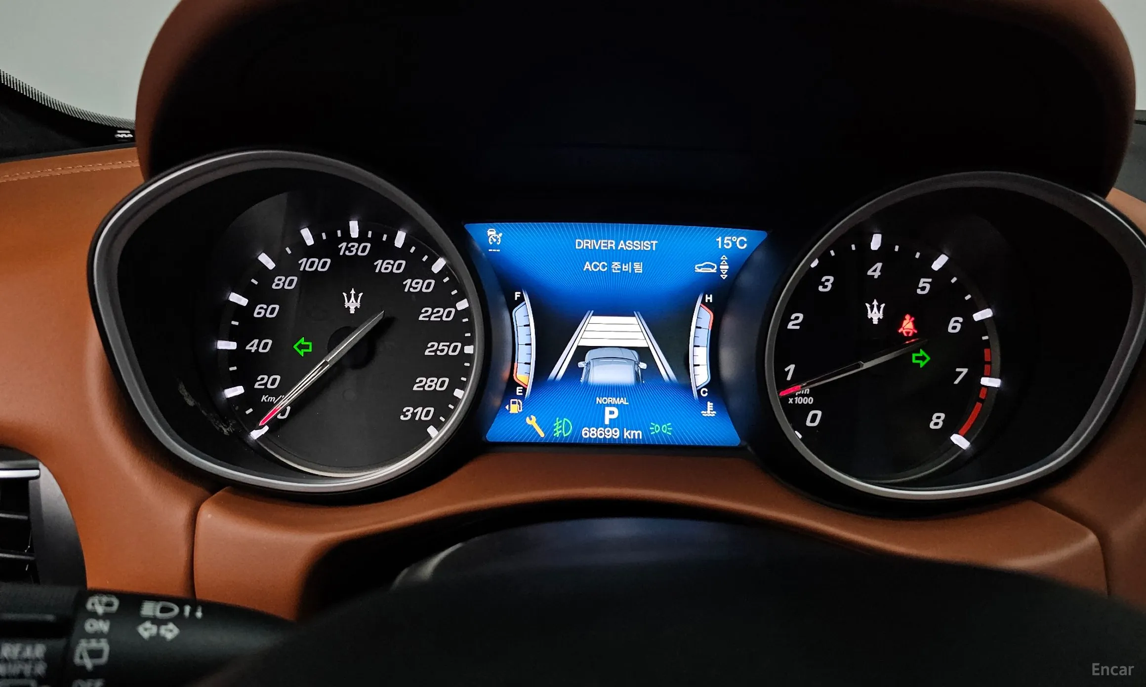 Maserati Levante превью 8