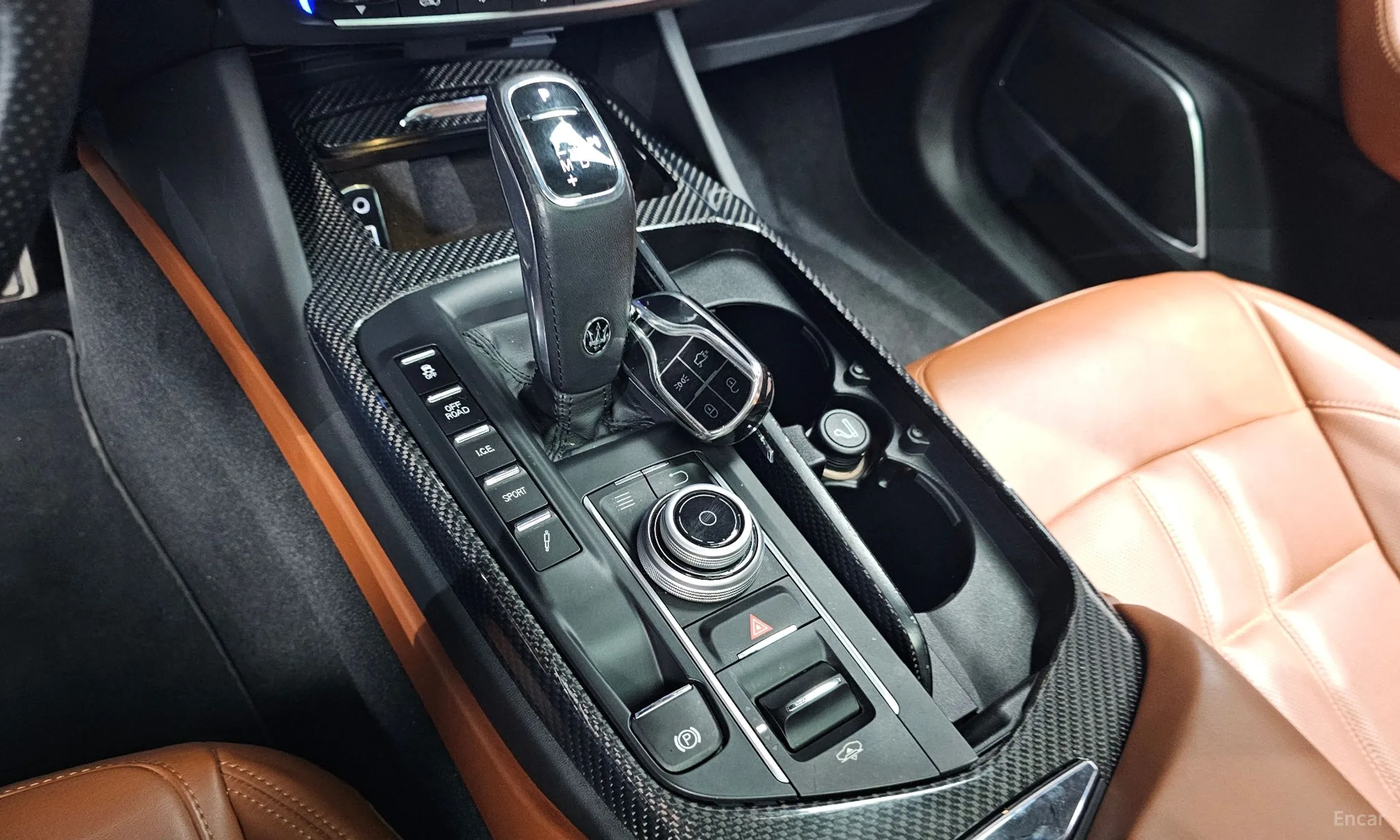 Maserati Levante превью 9