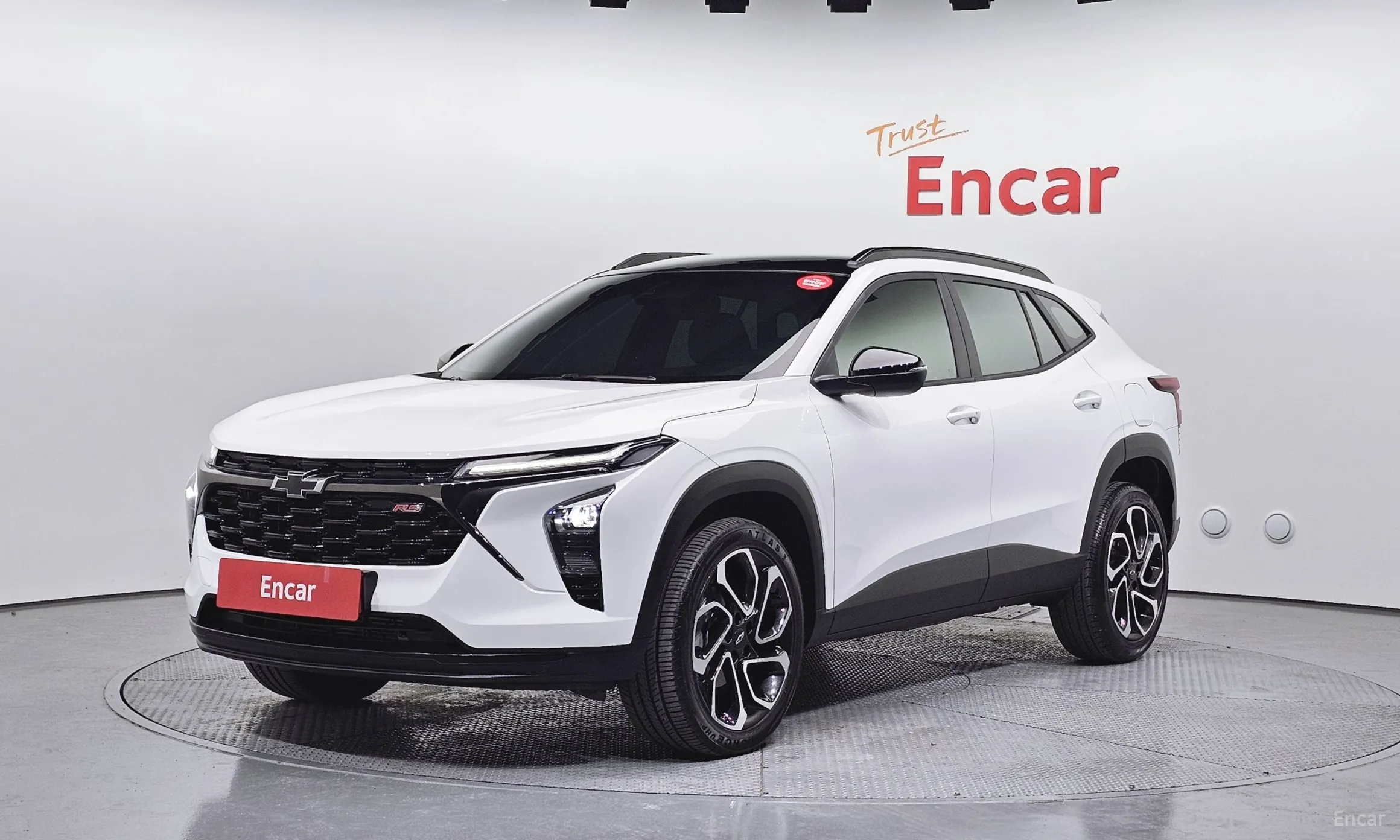 Trax Crossover