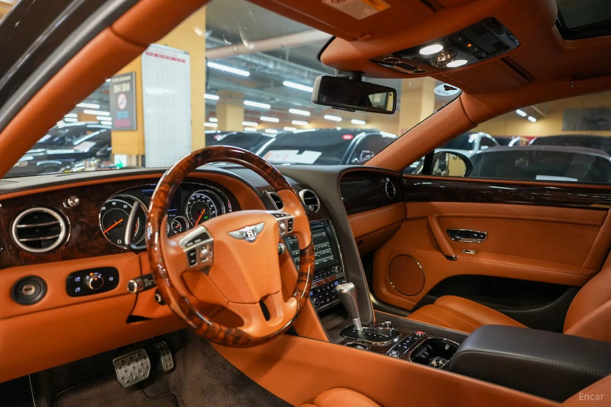 Bentley Flying Spur 2nd Generation превью 14
