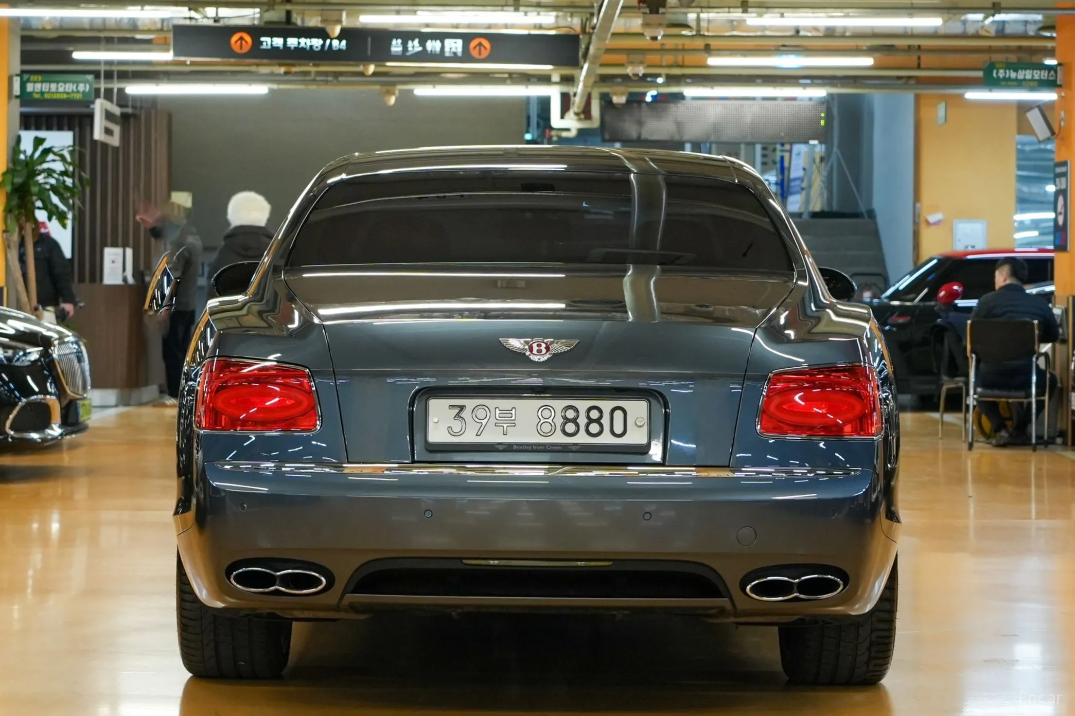 Bentley Flying Spur 2nd Generation превью 4