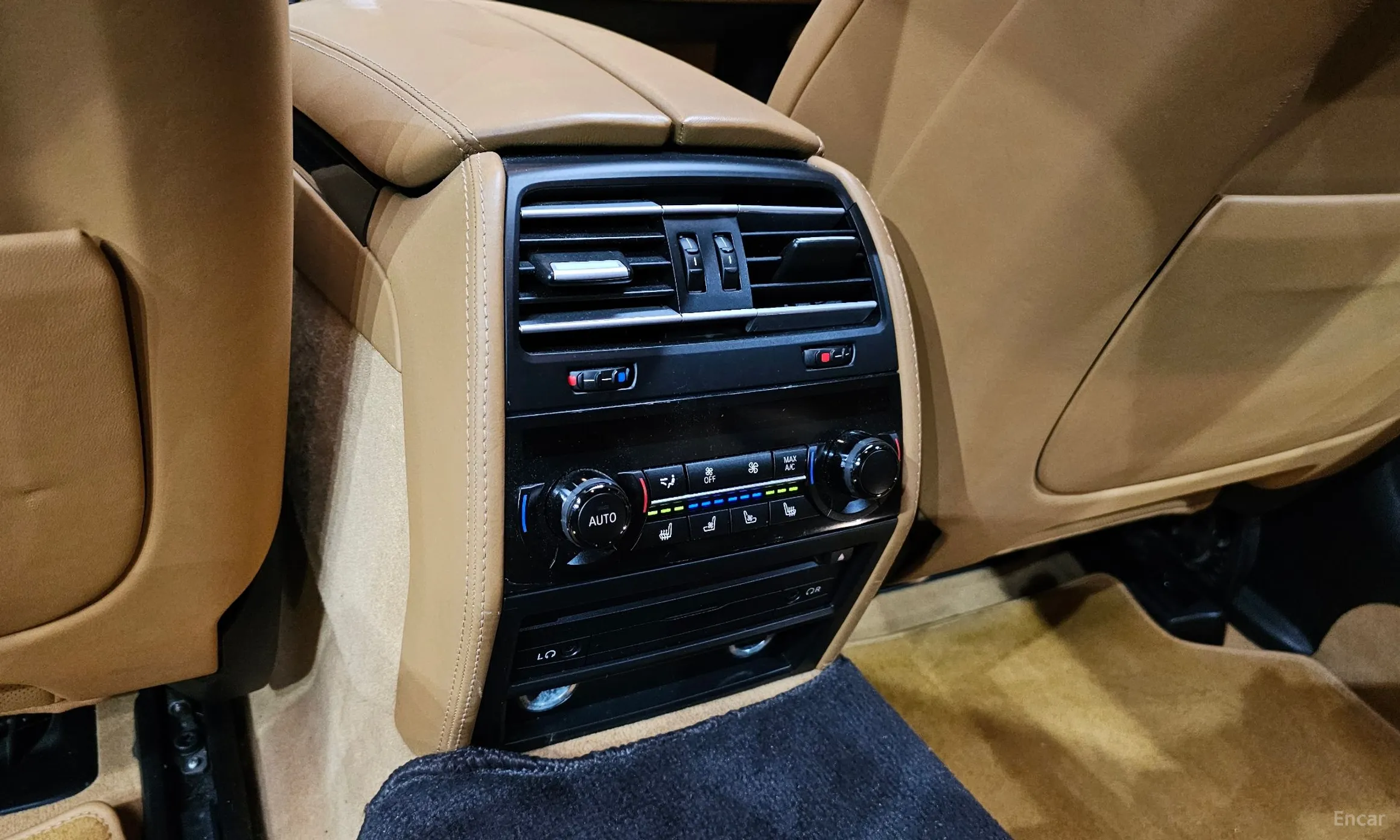 BMW 7 Series (F01) превью 17