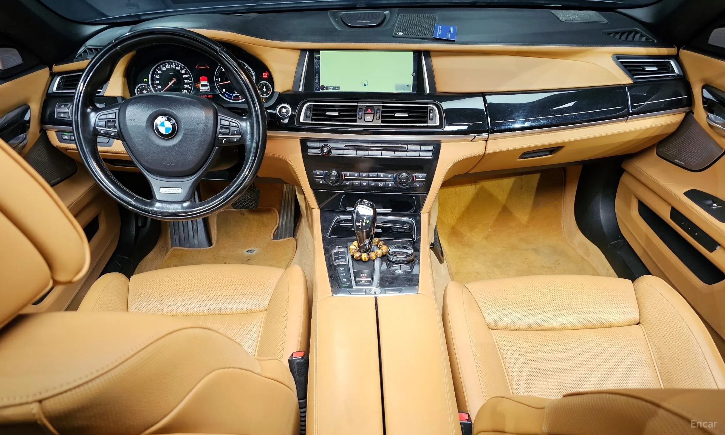 BMW 7 Series (F01) превью 7